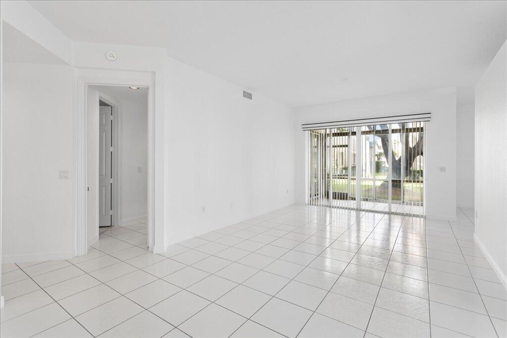 7937 EXETER #102, Tamarac FL 33321