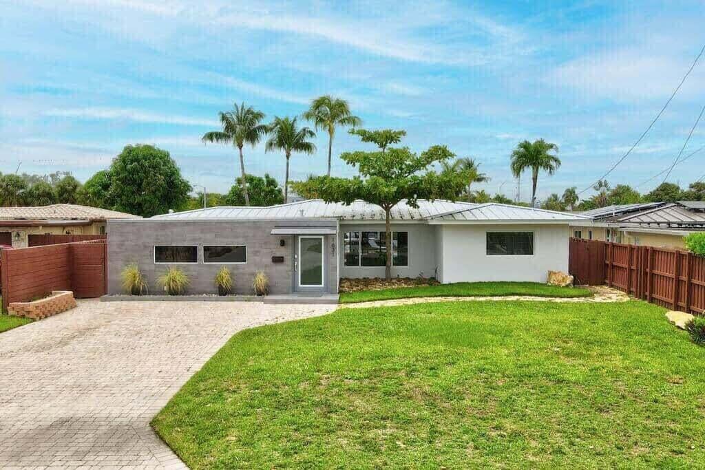 1631 Poinsettia, Fort Lauderdale FL 33305