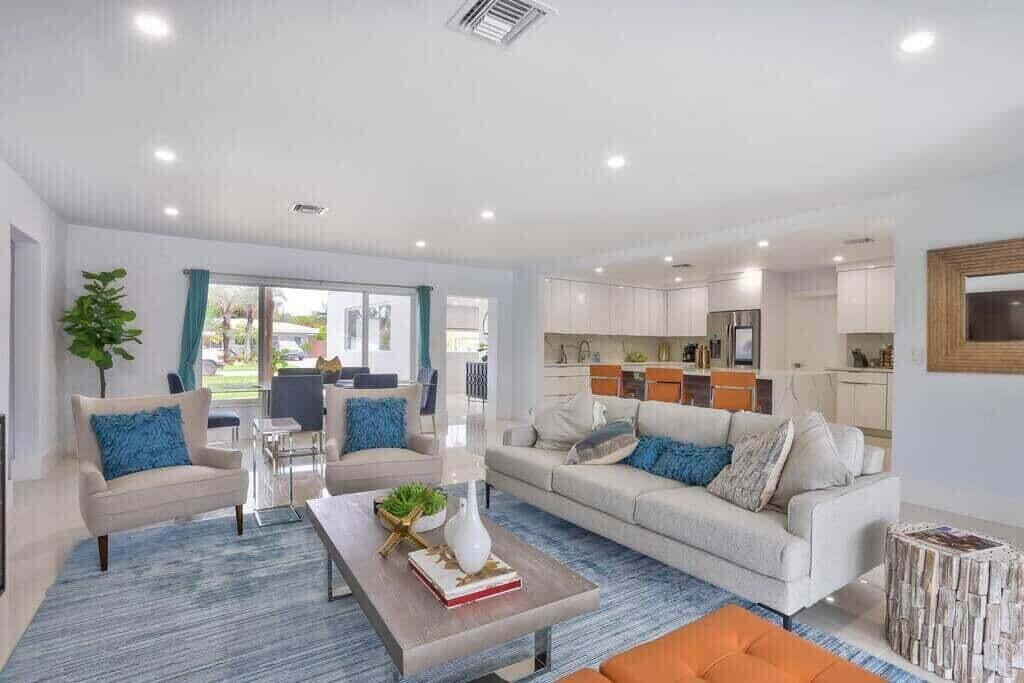 1631 Poinsettia, Fort Lauderdale FL 33305