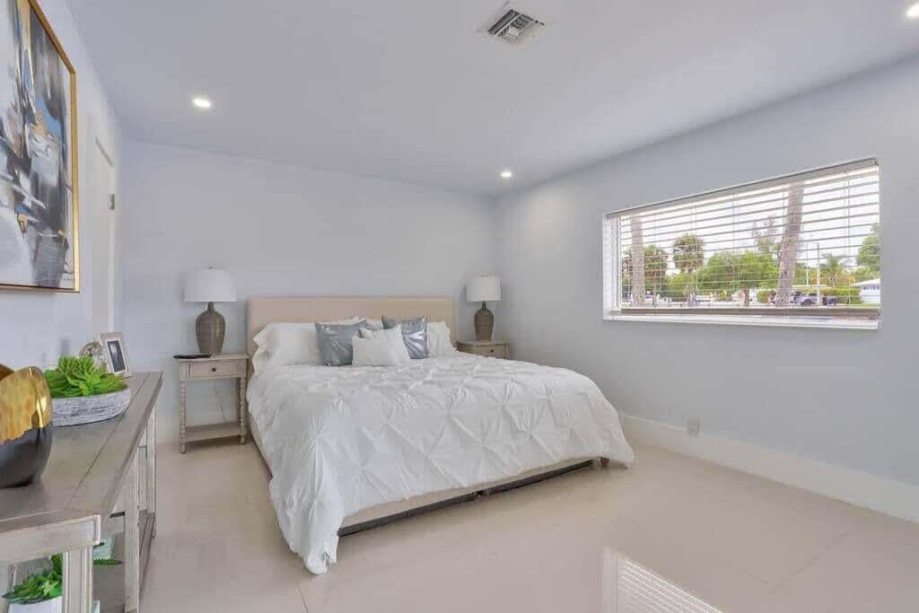1631 Poinsettia, Fort Lauderdale FL 33305