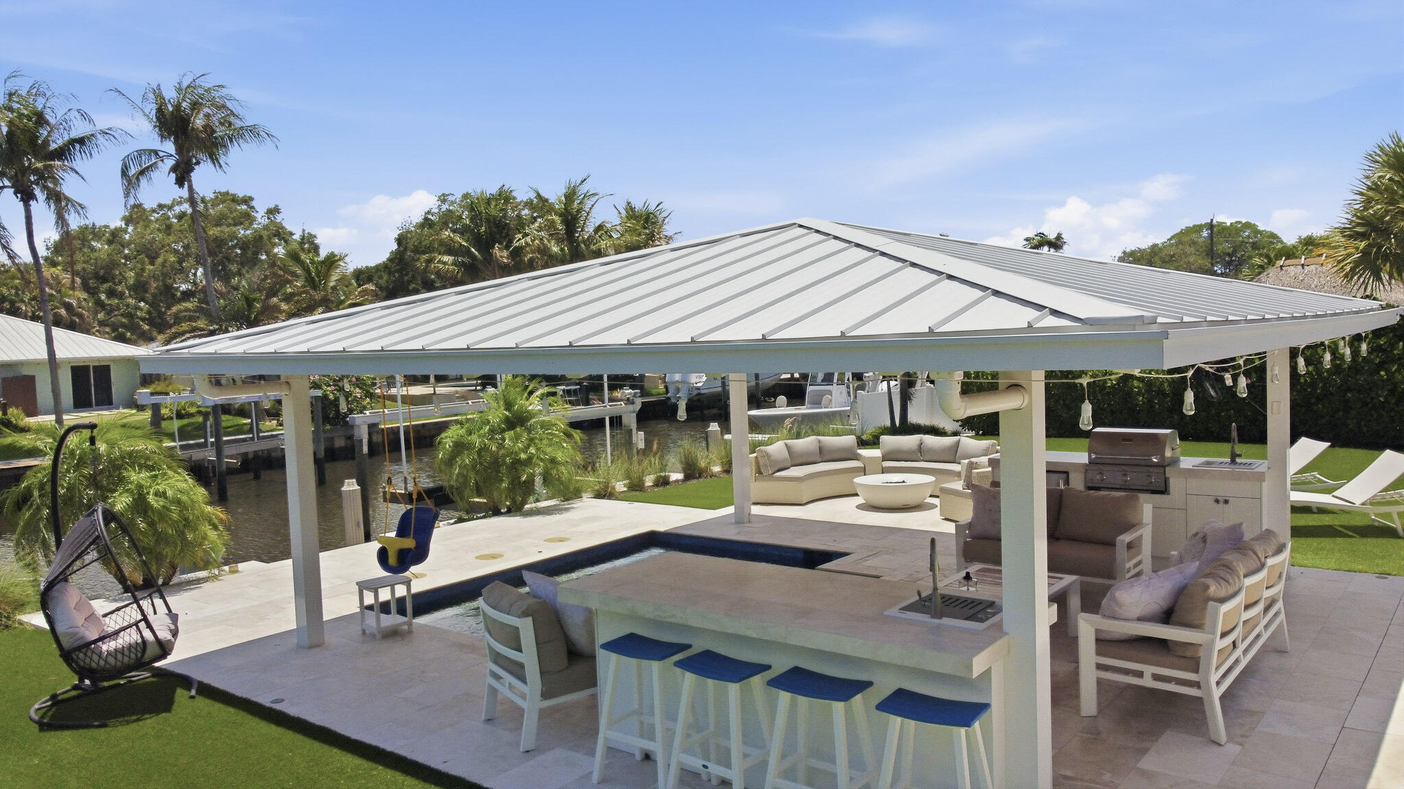 16 LEEWARD, Tequesta FL 33469