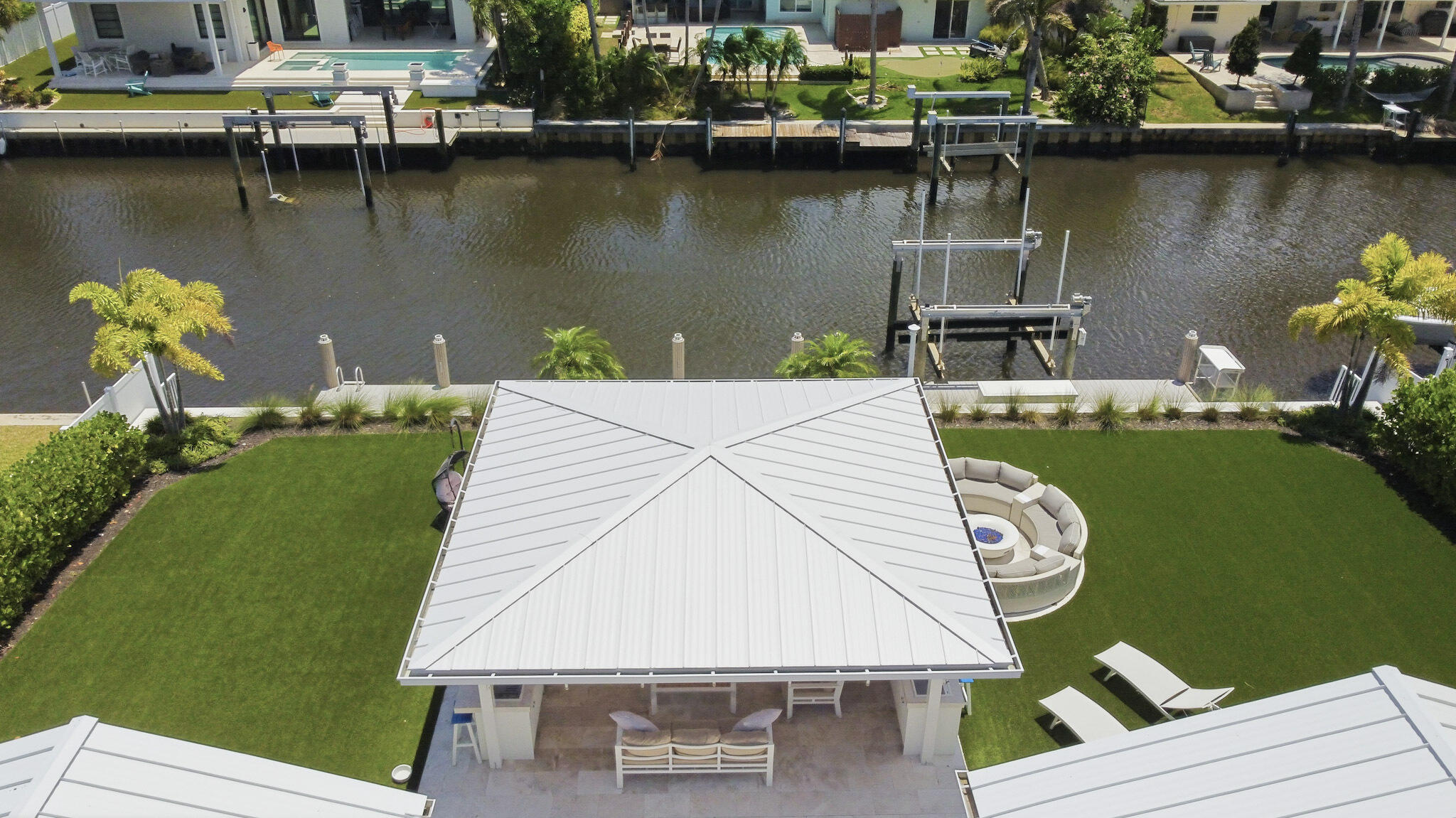 16 LEEWARD, Tequesta FL 33469