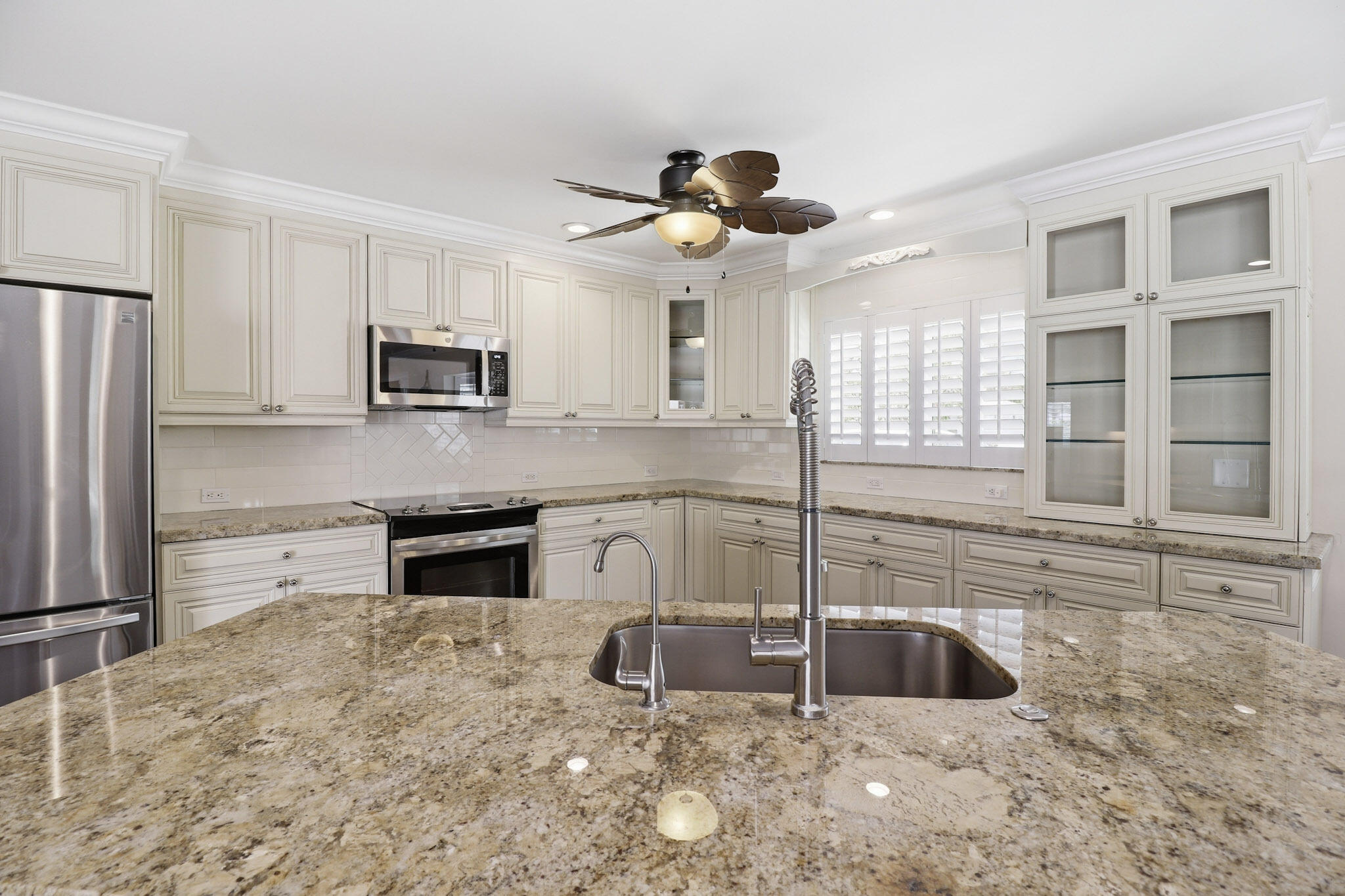 16 LEEWARD, Tequesta FL 33469