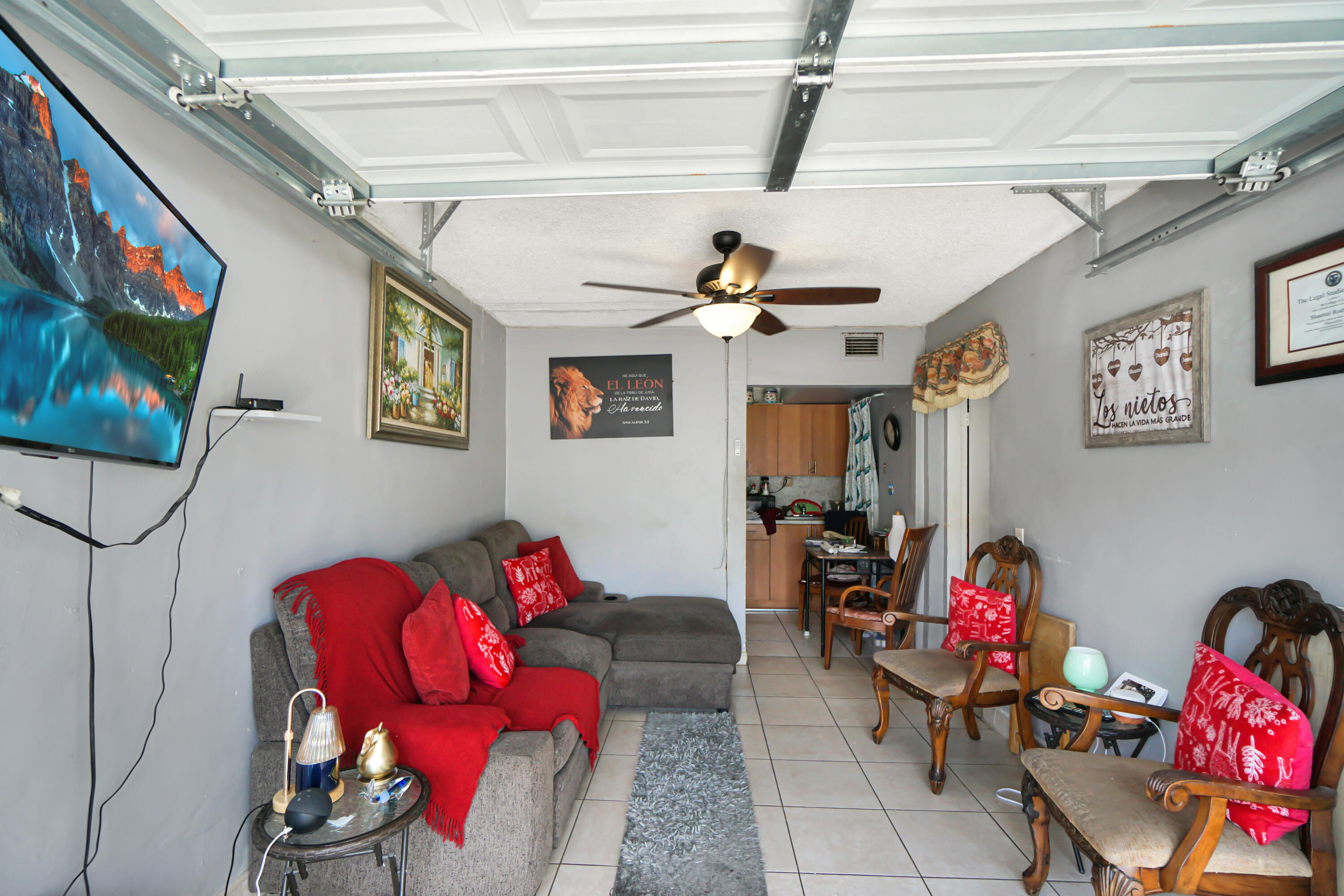 1067 W 43rd #68, Hialeah FL 33012