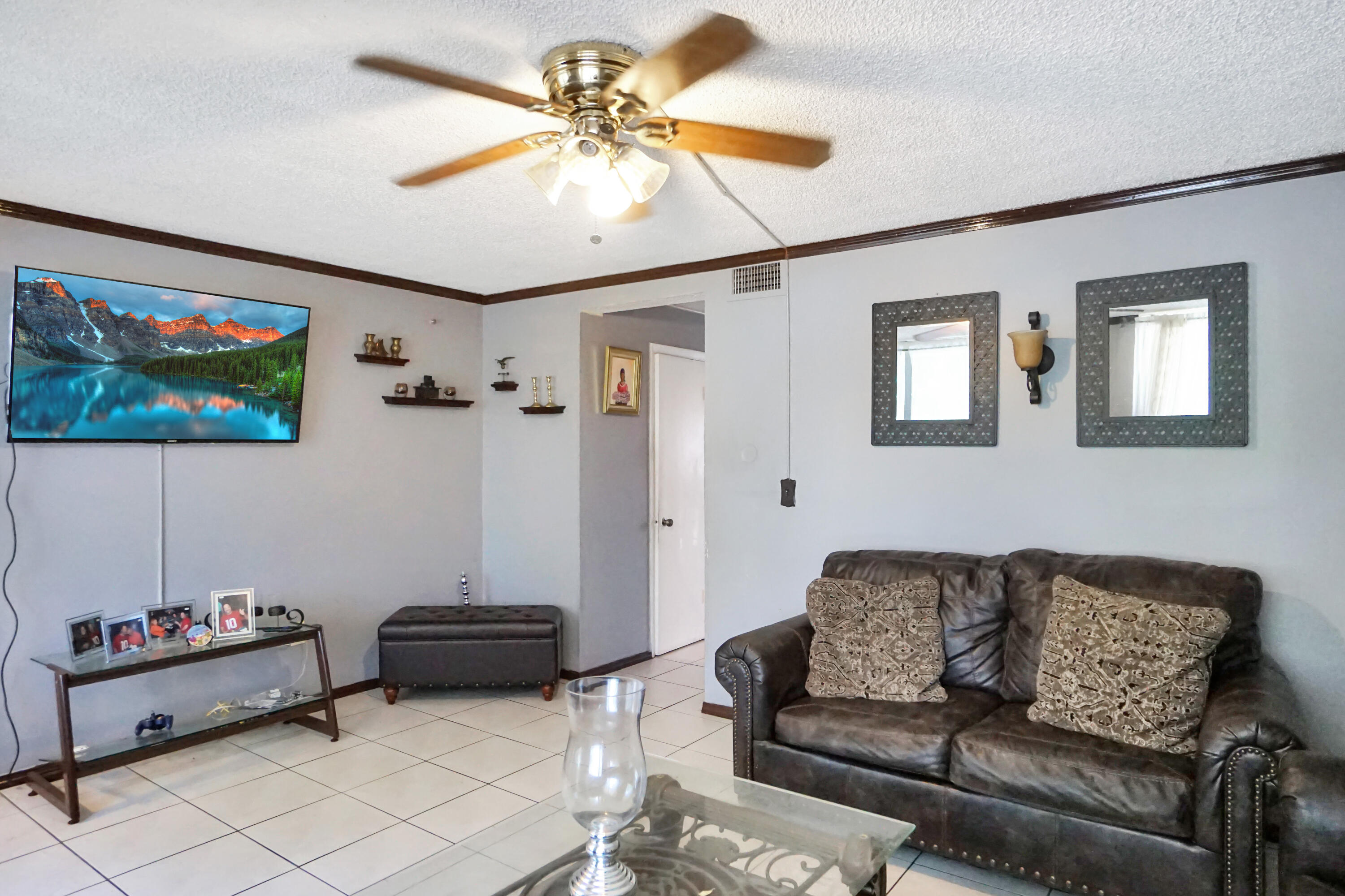 1067 W 43rd #68, Hialeah FL 33012