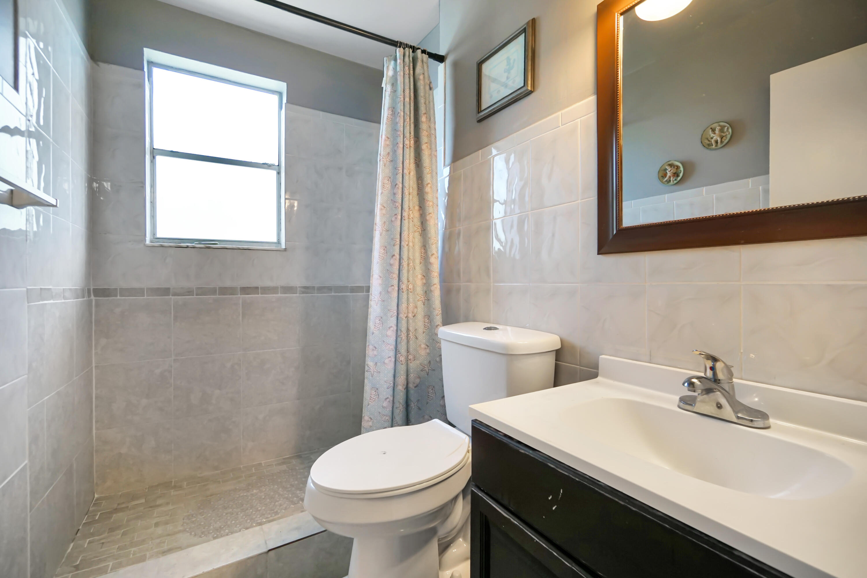 1067 W 43rd #68, Hialeah FL 33012