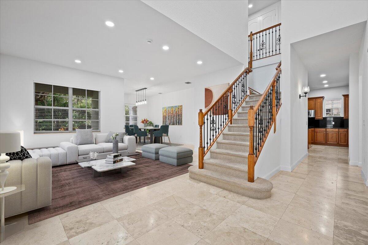 1049 Vintner, Palm Beach Gardens FL 33410