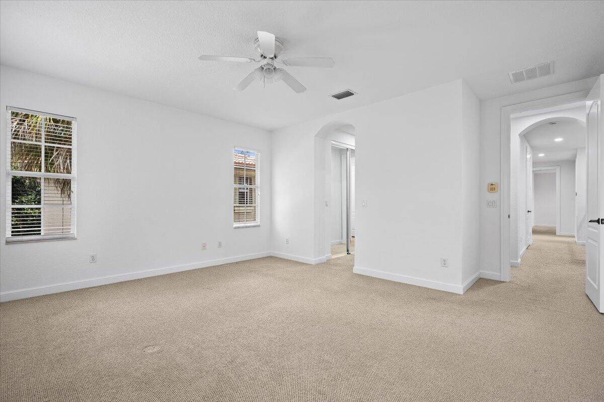 1049 Vintner, Palm Beach Gardens FL 33410