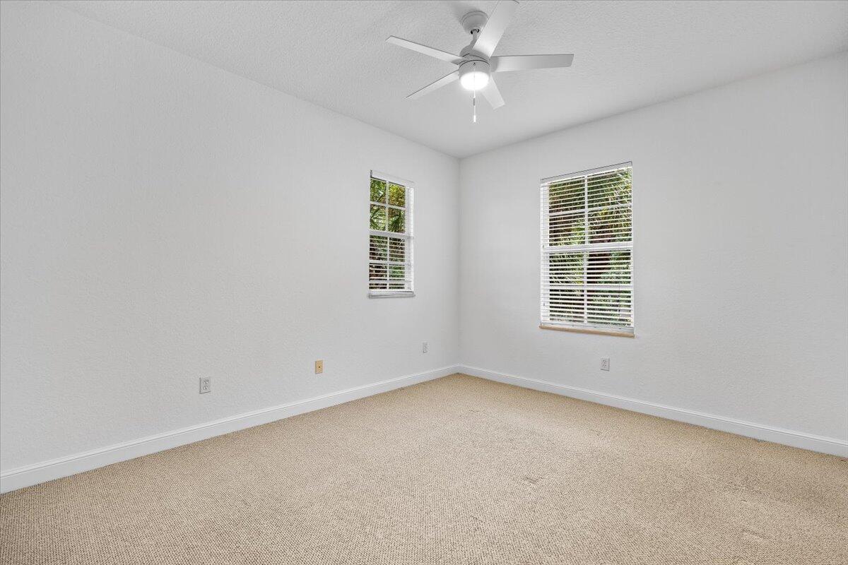 1049 Vintner, Palm Beach Gardens FL 33410