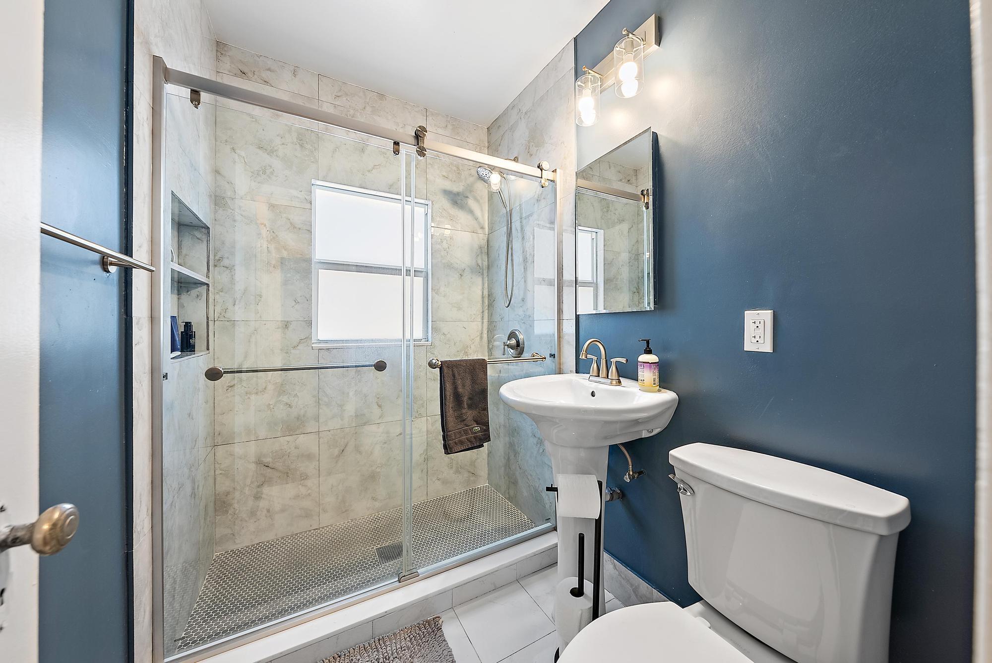 428 PALMETTO, West Palm Beach FL 33405