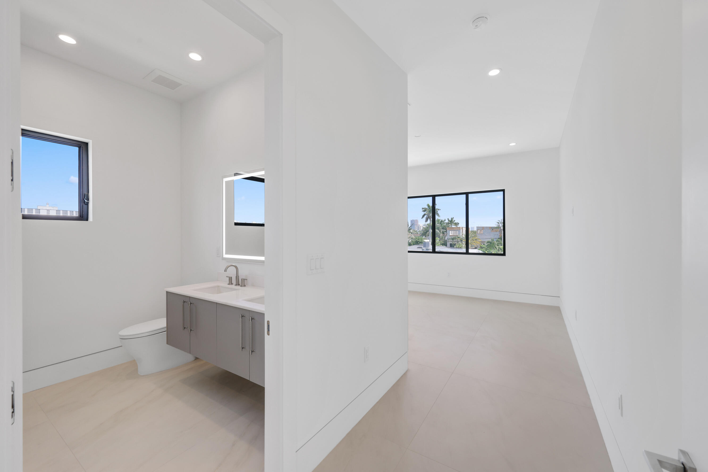 2612 NE 4TH, Pompano Beach FL 33062