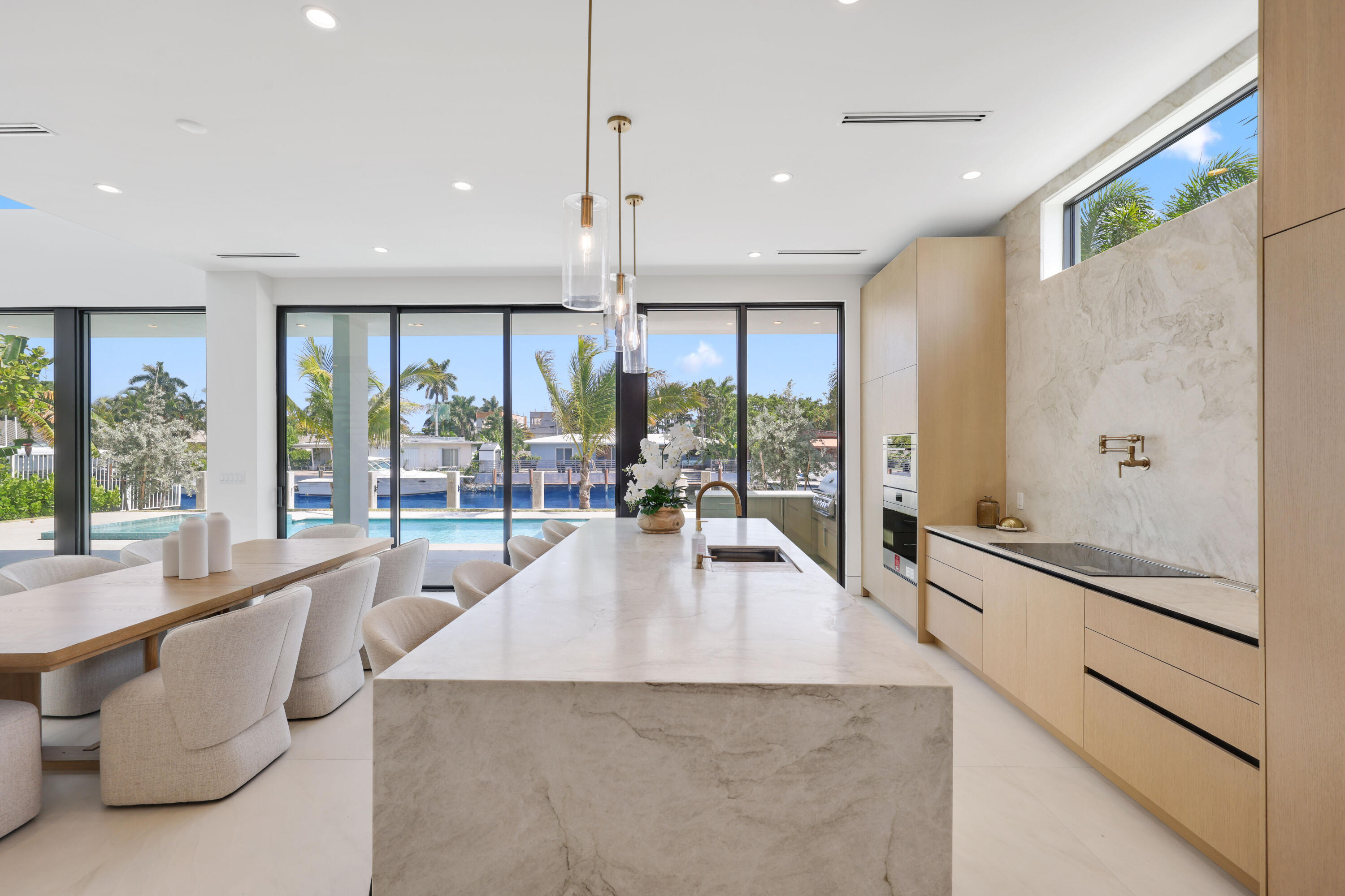 2612 NE 4TH, Pompano Beach FL 33062