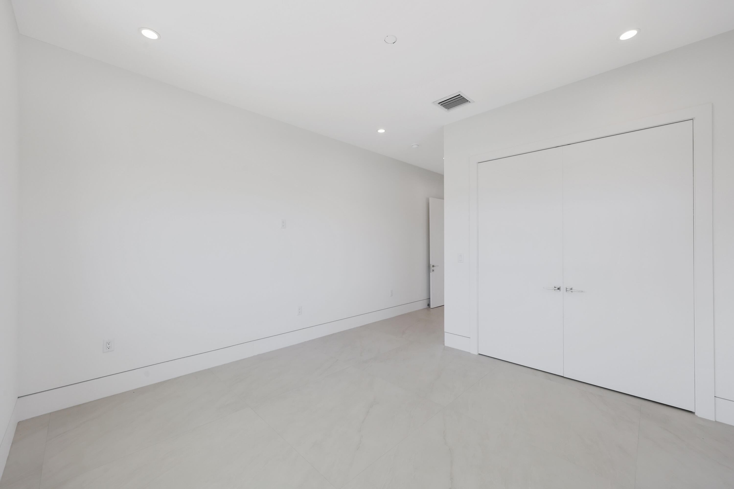 2612 NE 4TH, Pompano Beach FL 33062