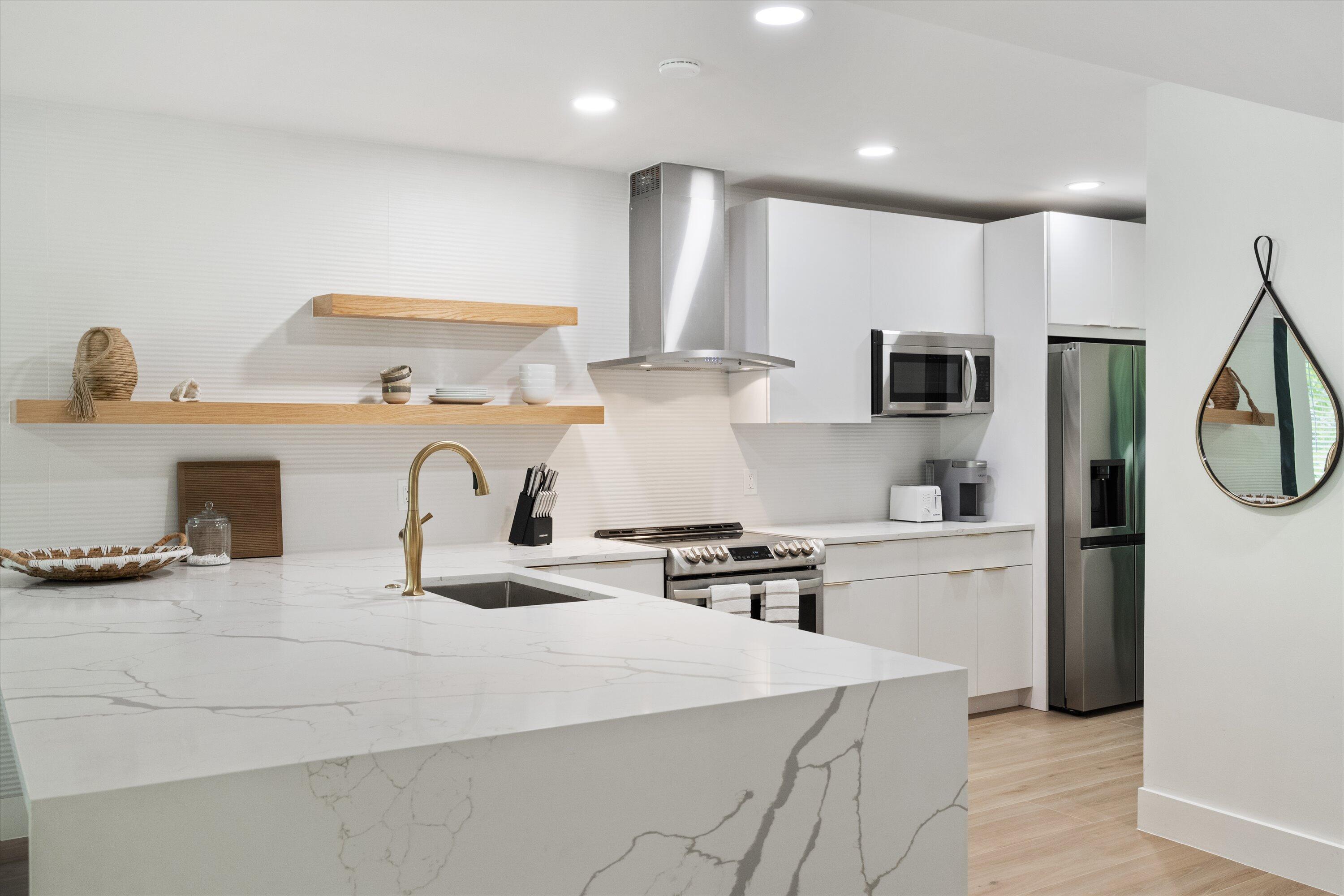 2810 Polo Island #C203, Wellington FL 33414