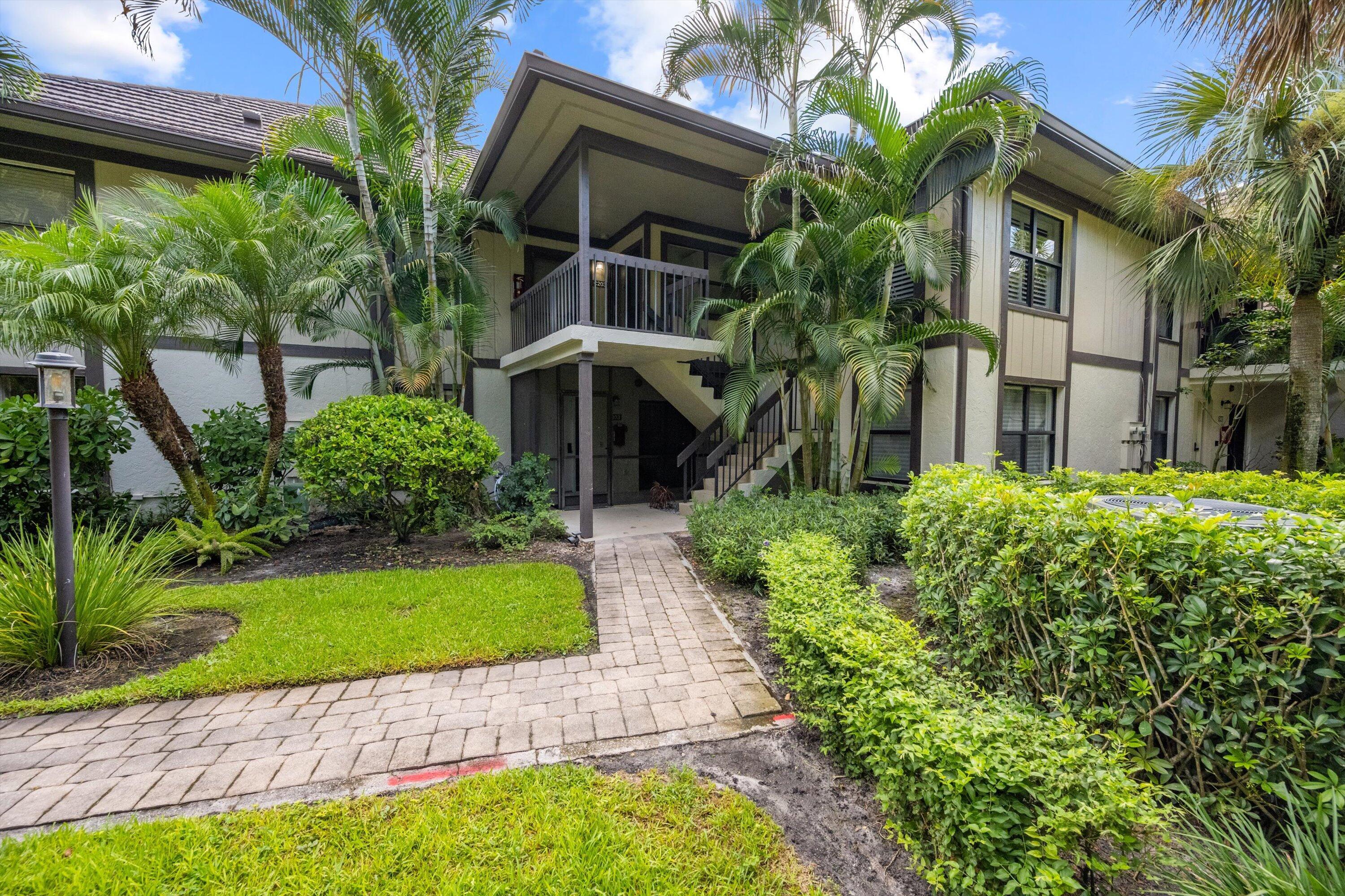 2810 Polo Island #C203, Wellington FL 33414