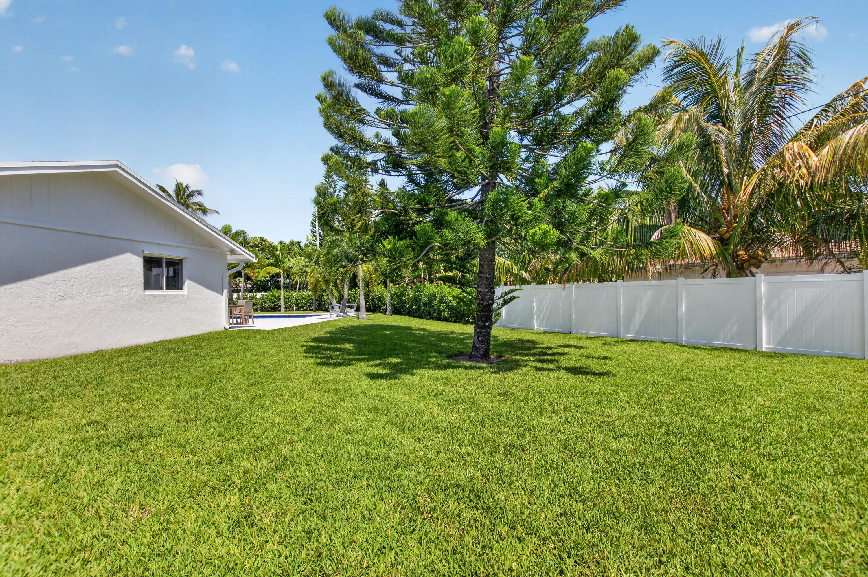 135 SE 28th, Boynton Beach FL 33435