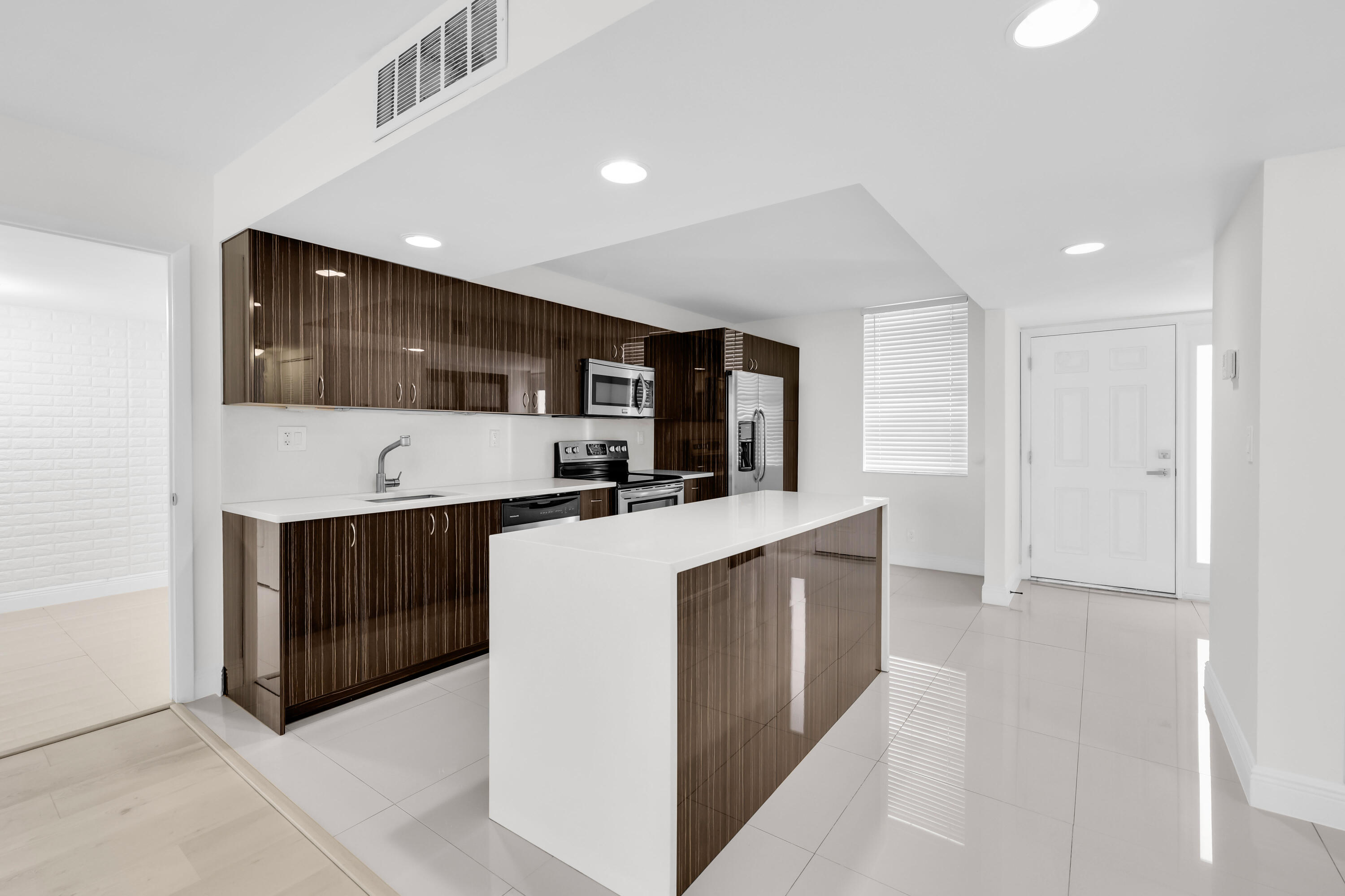 2768 Carambola #501, Coconut Creek FL 33066