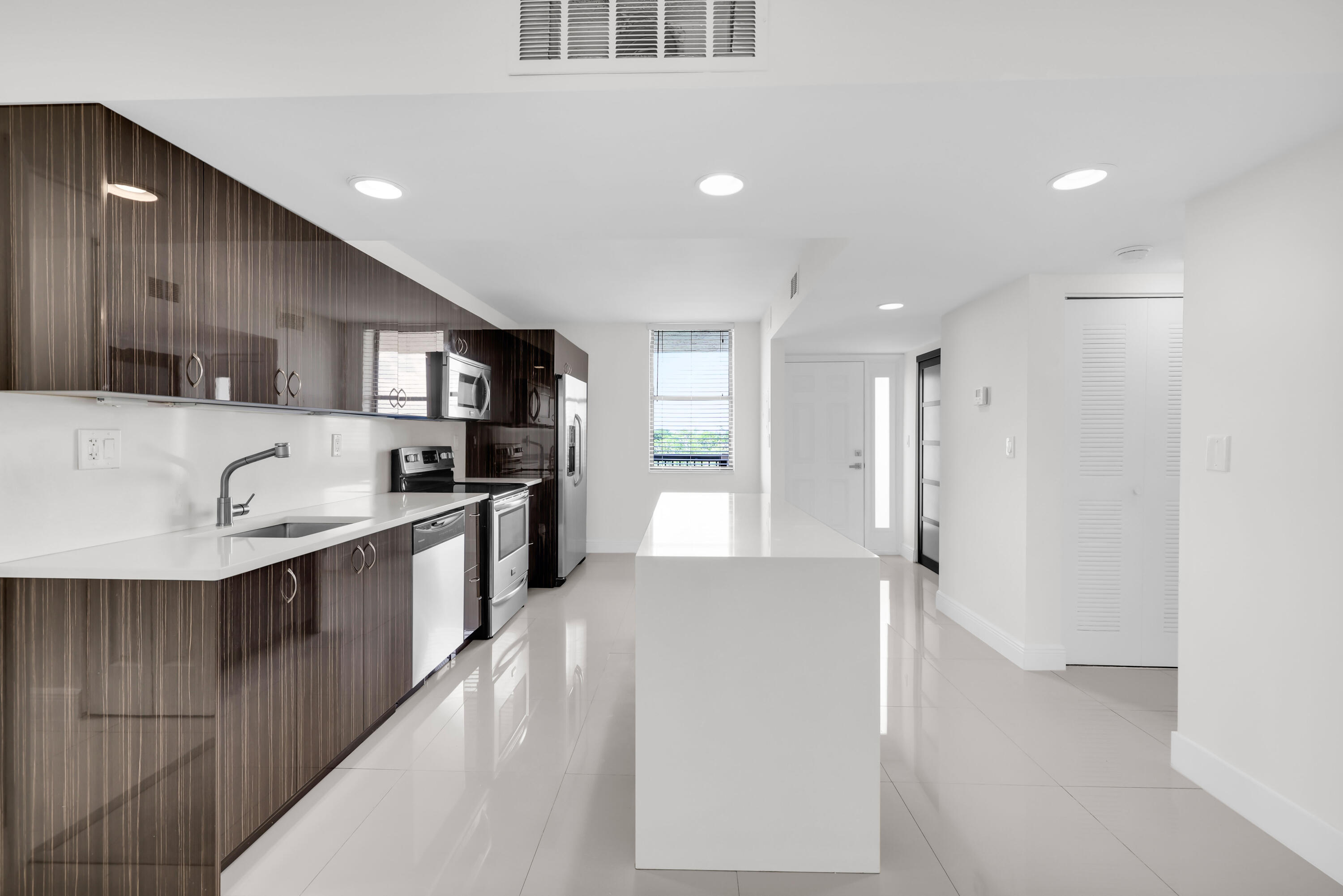 2768 Carambola #501, Coconut Creek FL 33066