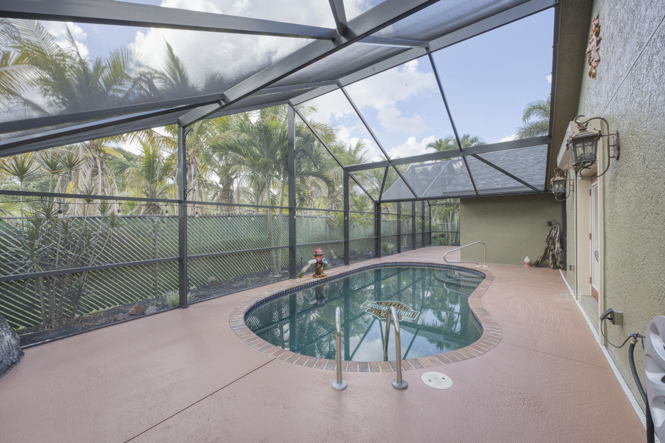 1672 ERIE, Palm Springs FL 33406