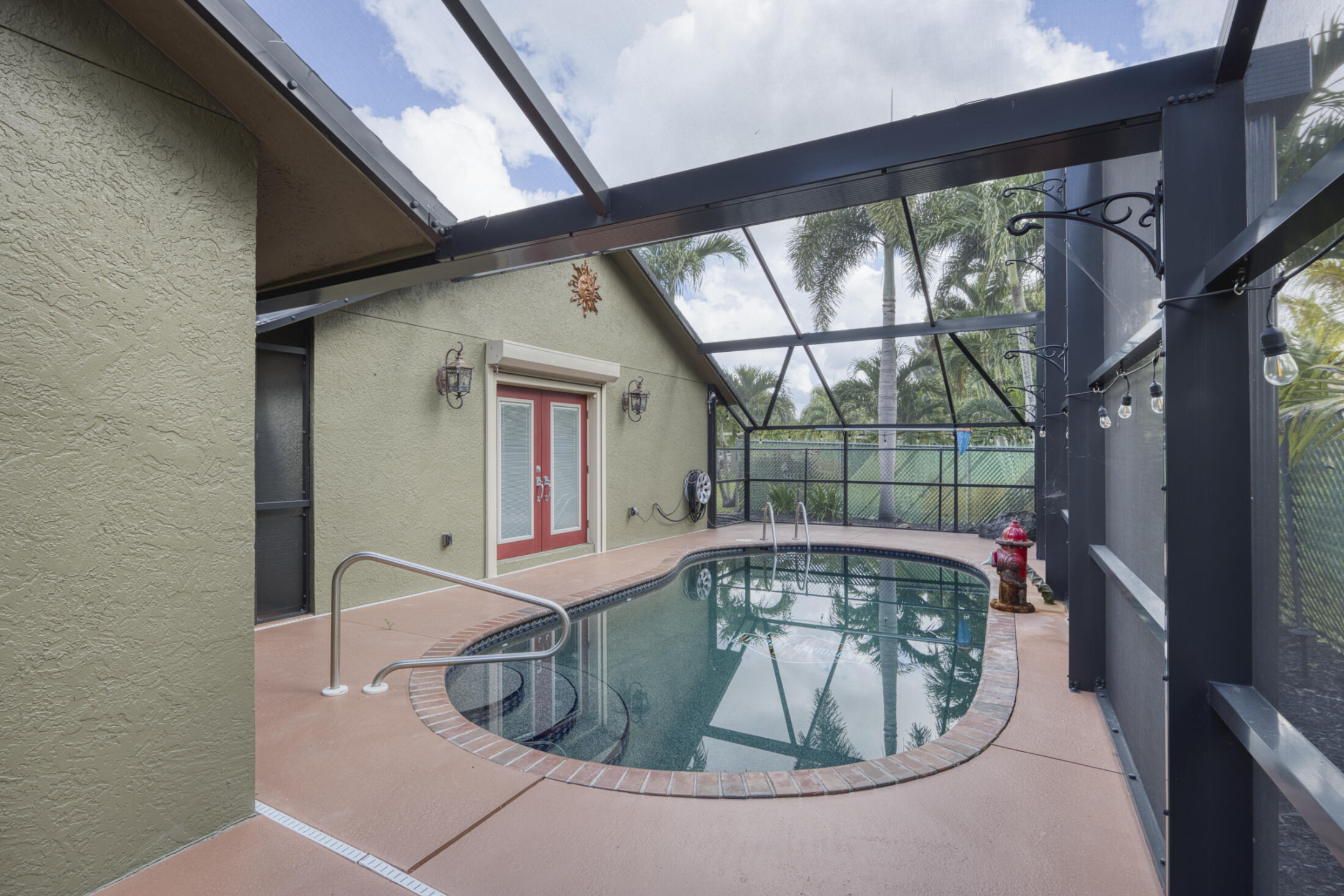 1672 ERIE, Palm Springs FL 33406