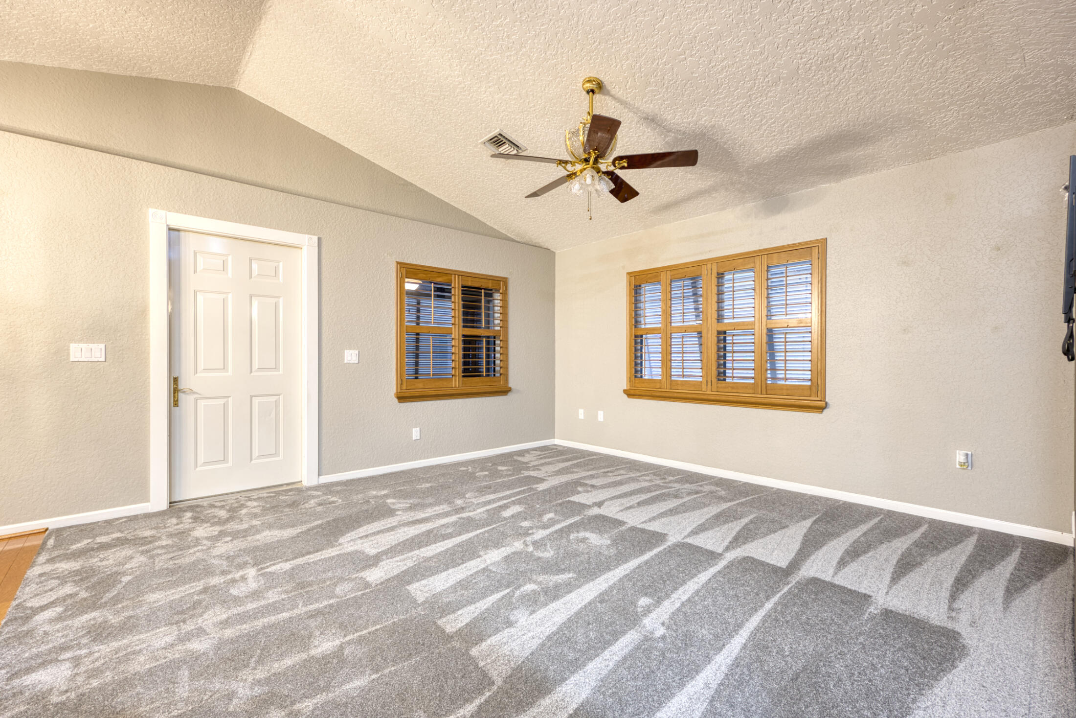 1672 ERIE, Palm Springs FL 33406