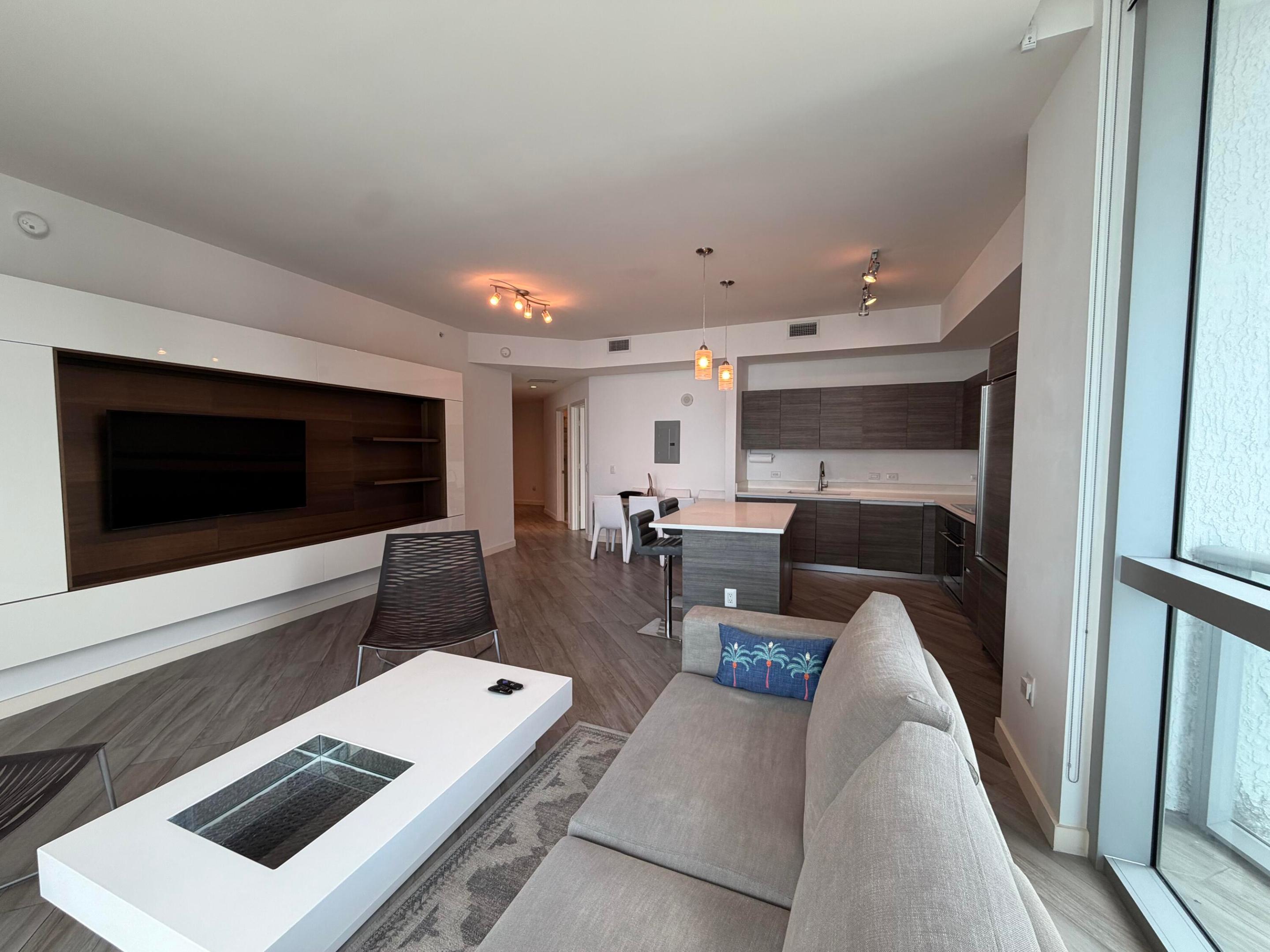 1100 S MIAMI #4210, Miami FL 33130