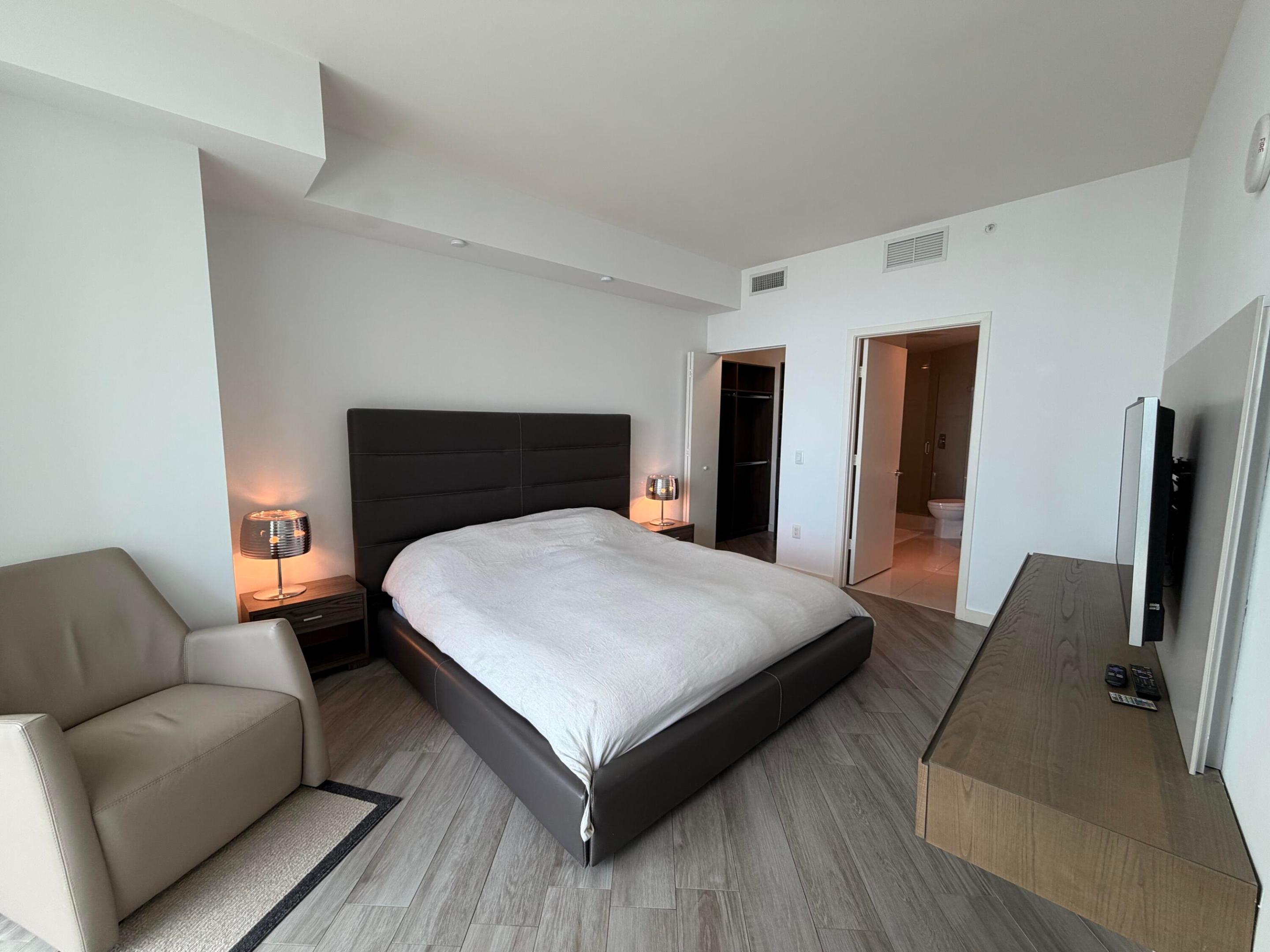 1100 S MIAMI #4210, Miami FL 33130