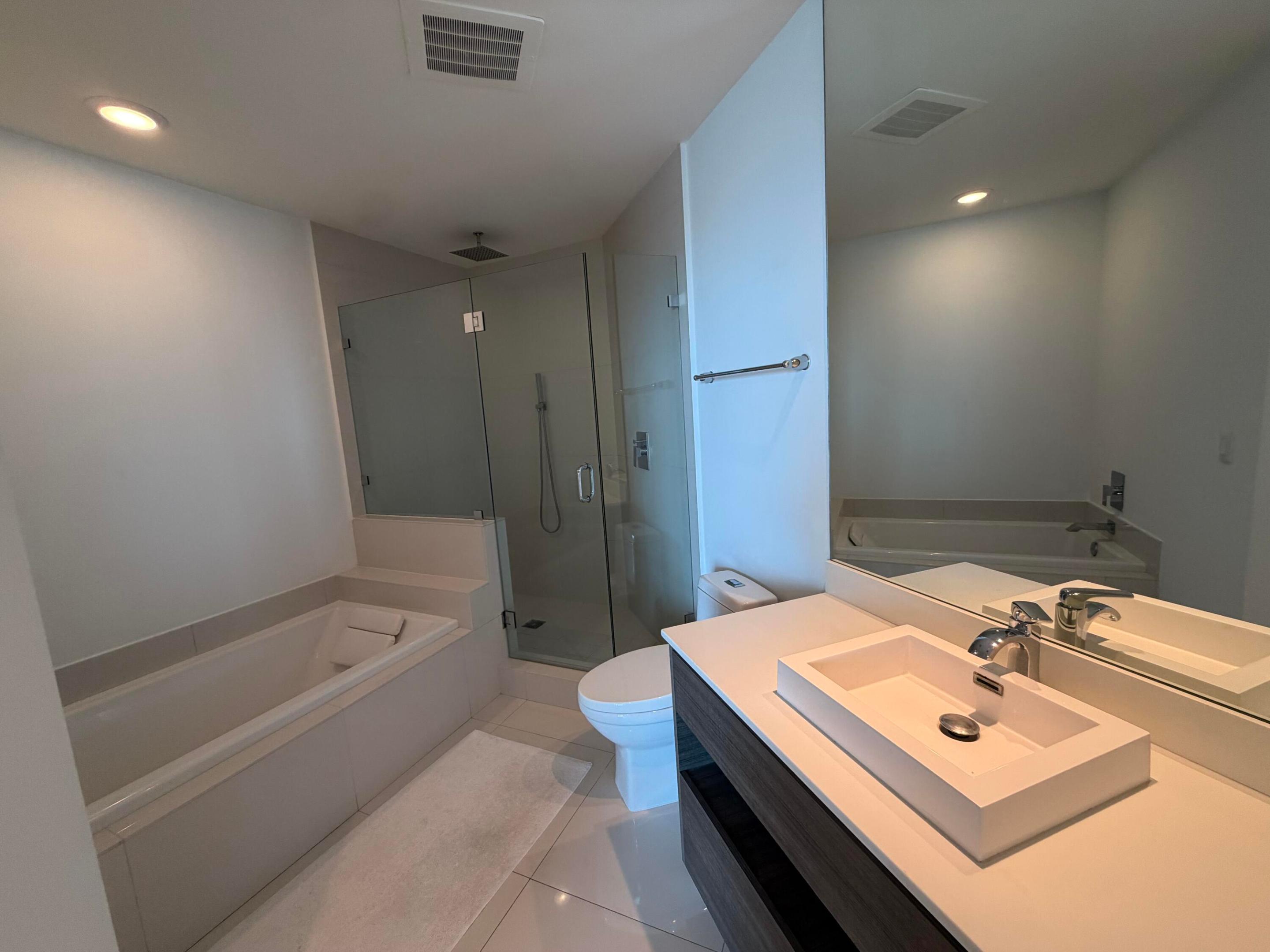 1100 S MIAMI #4210, Miami FL 33130