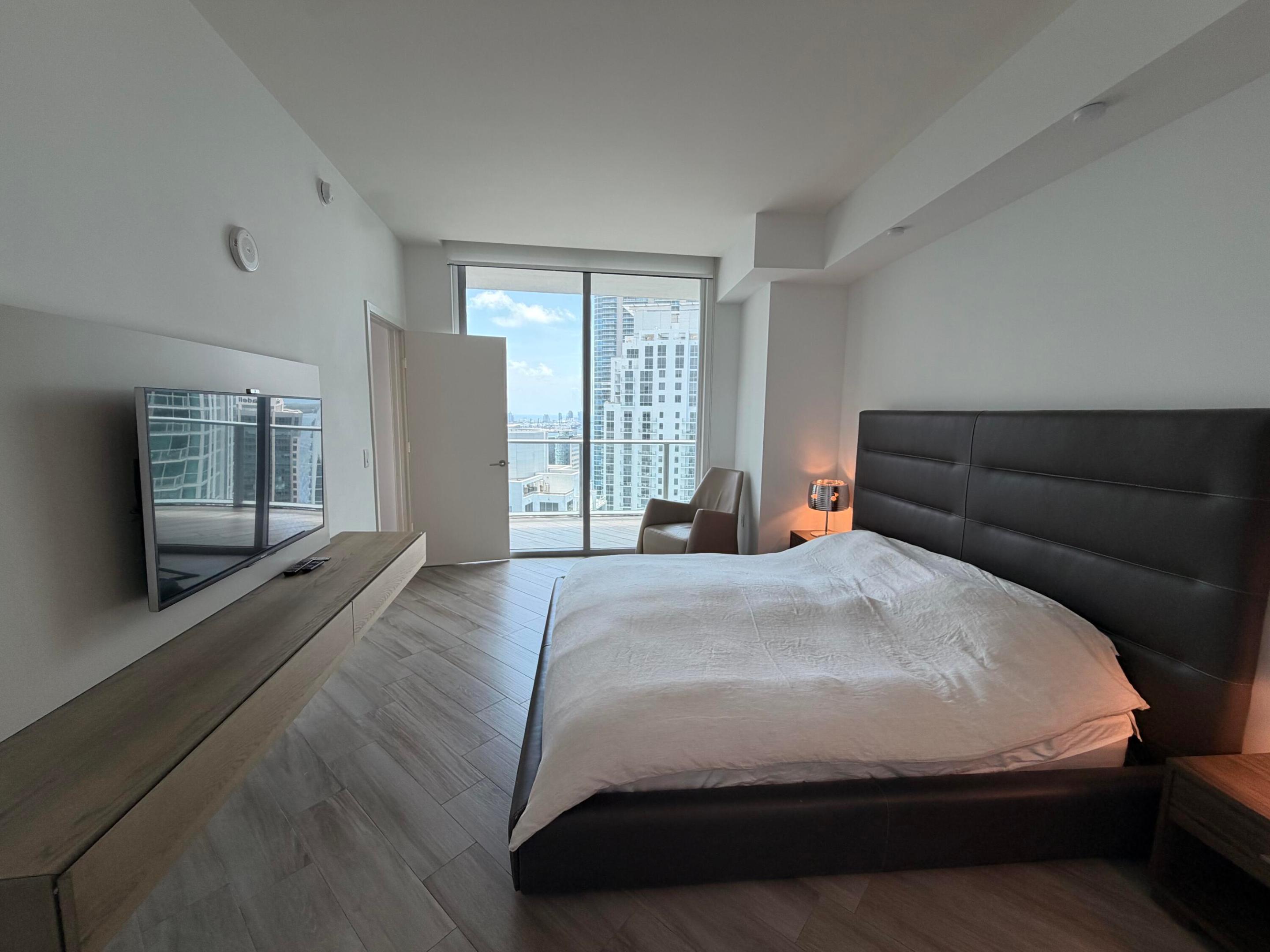 1100 S MIAMI #4210, Miami FL 33130