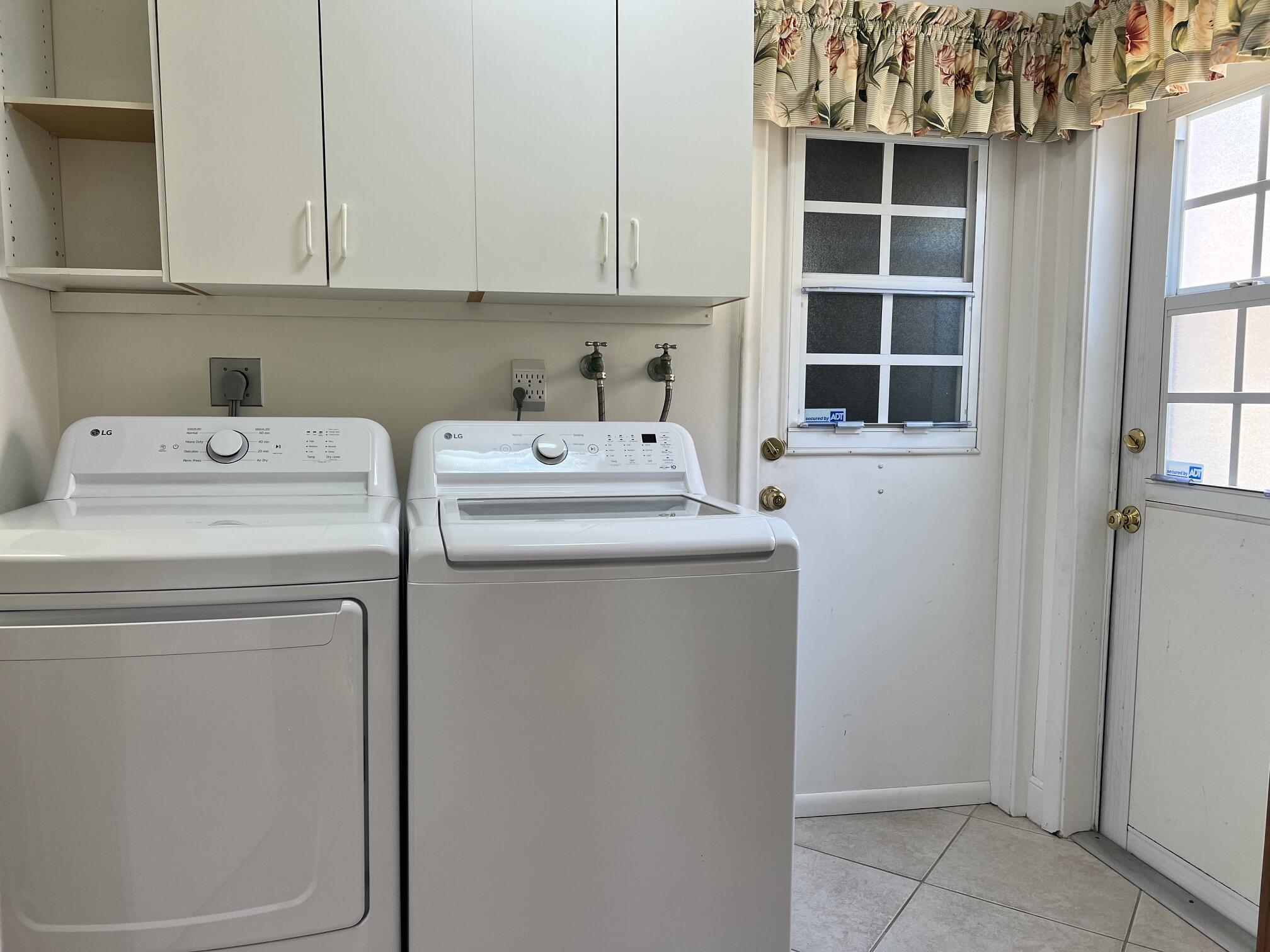 3920 NE 27TH, Lighthouse Point FL 33064