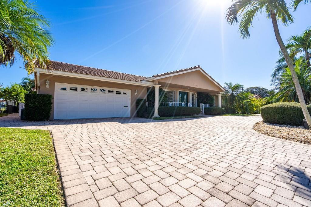 3920 NE 27TH, Lighthouse Point FL 33064