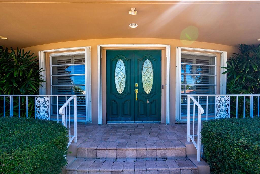 3920 NE 27TH, Lighthouse Point FL 33064