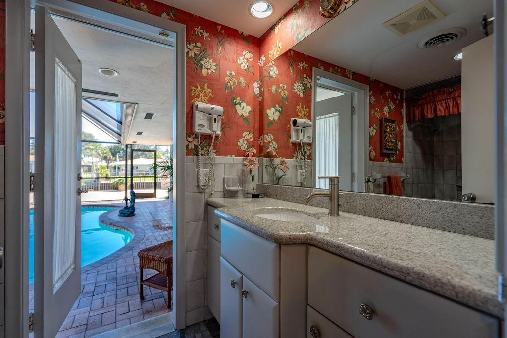 3920 NE 27TH, Lighthouse Point FL 33064