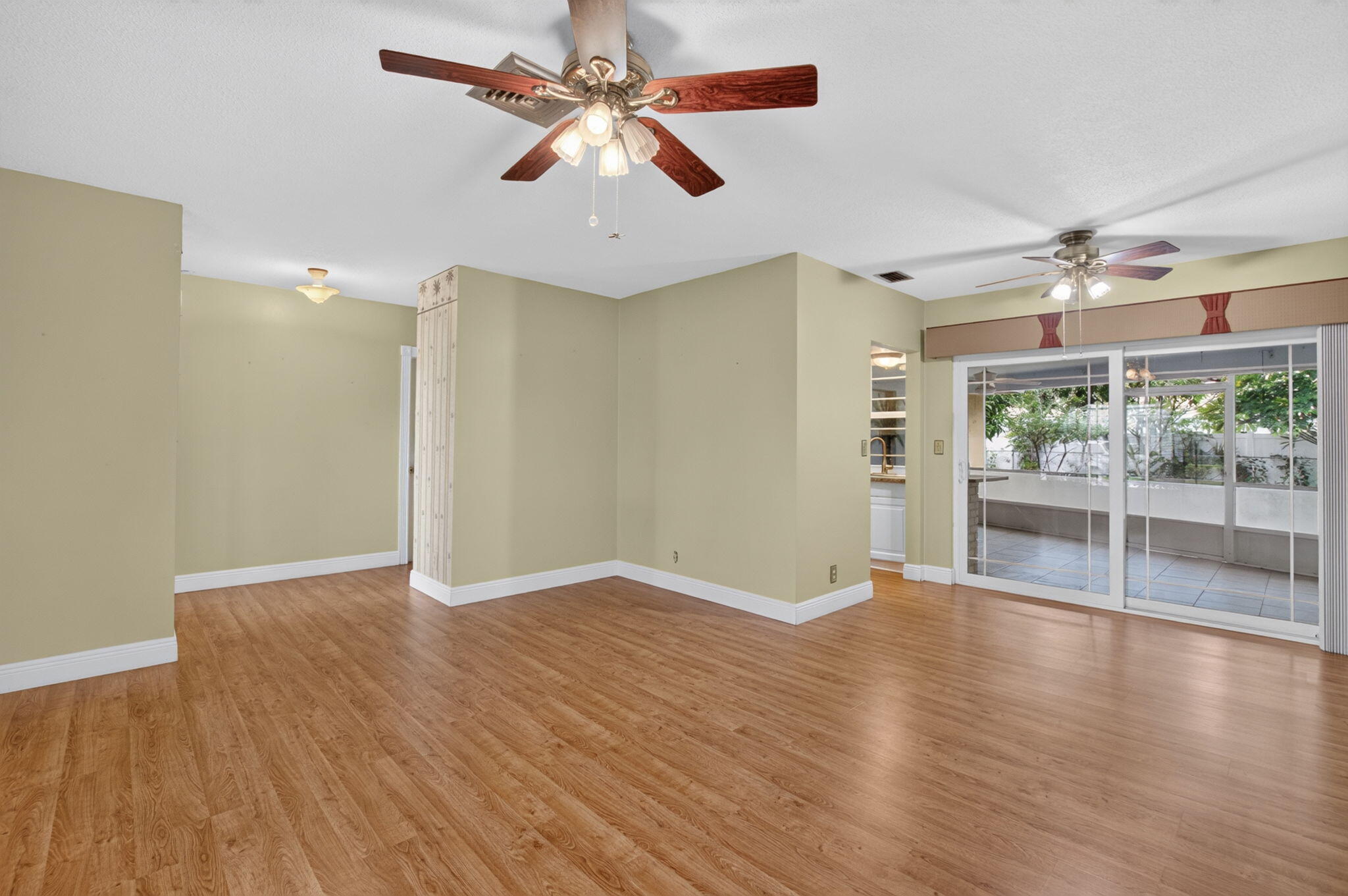 1011 SW 7TH, Boca Raton FL 33486