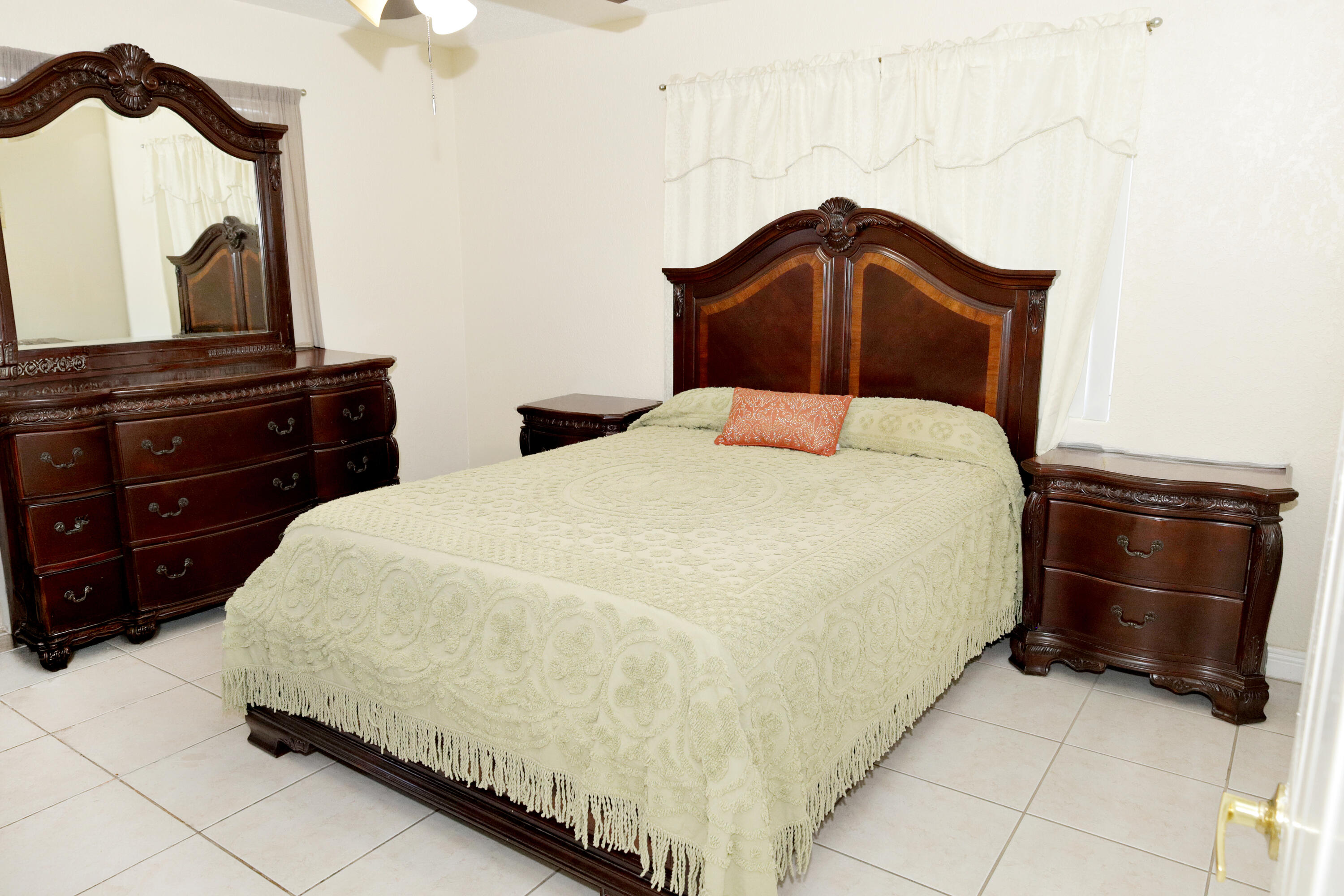 3335 10th, Palm Springs FL 33461