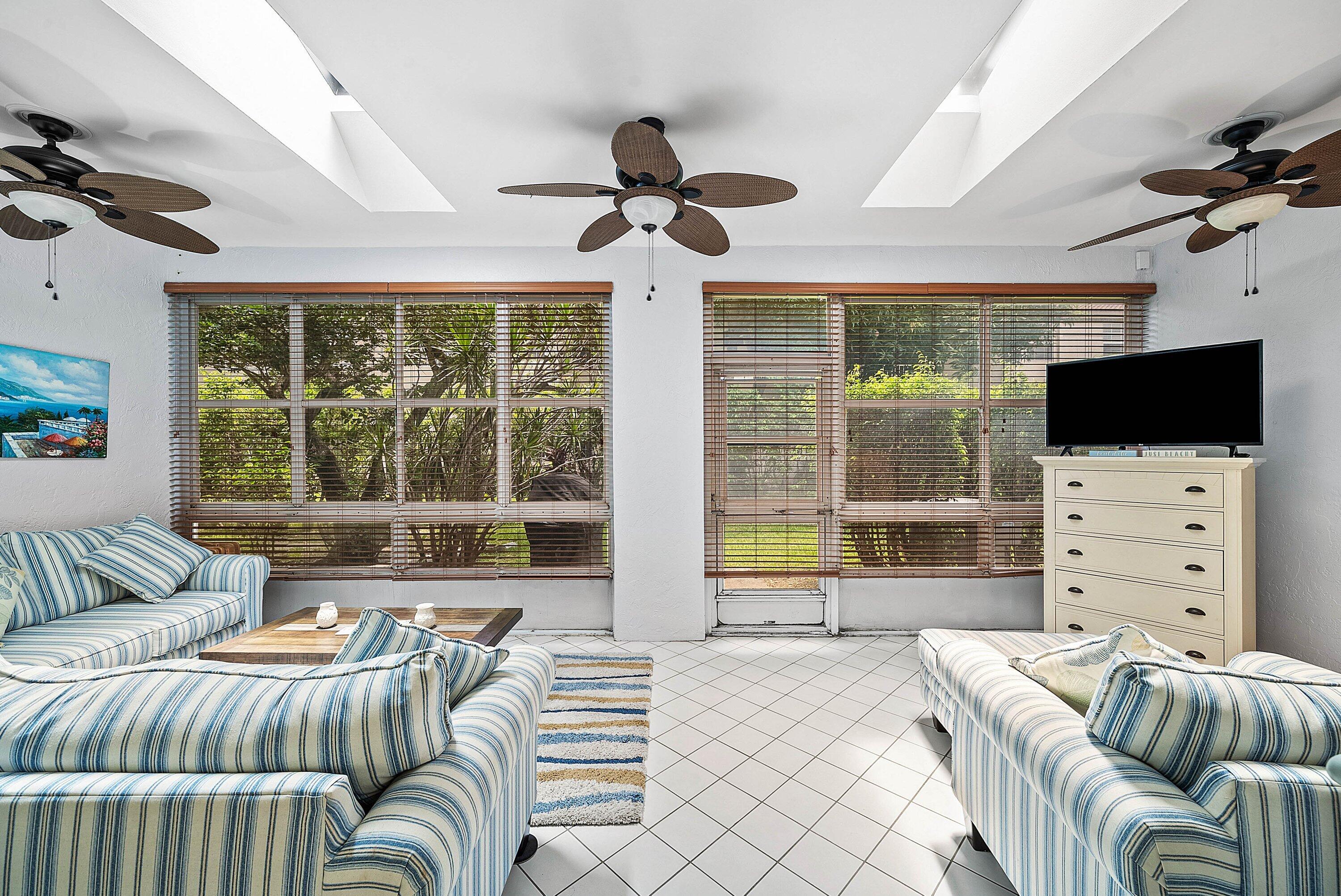 6757 Via Regina, Boca Raton FL 33433