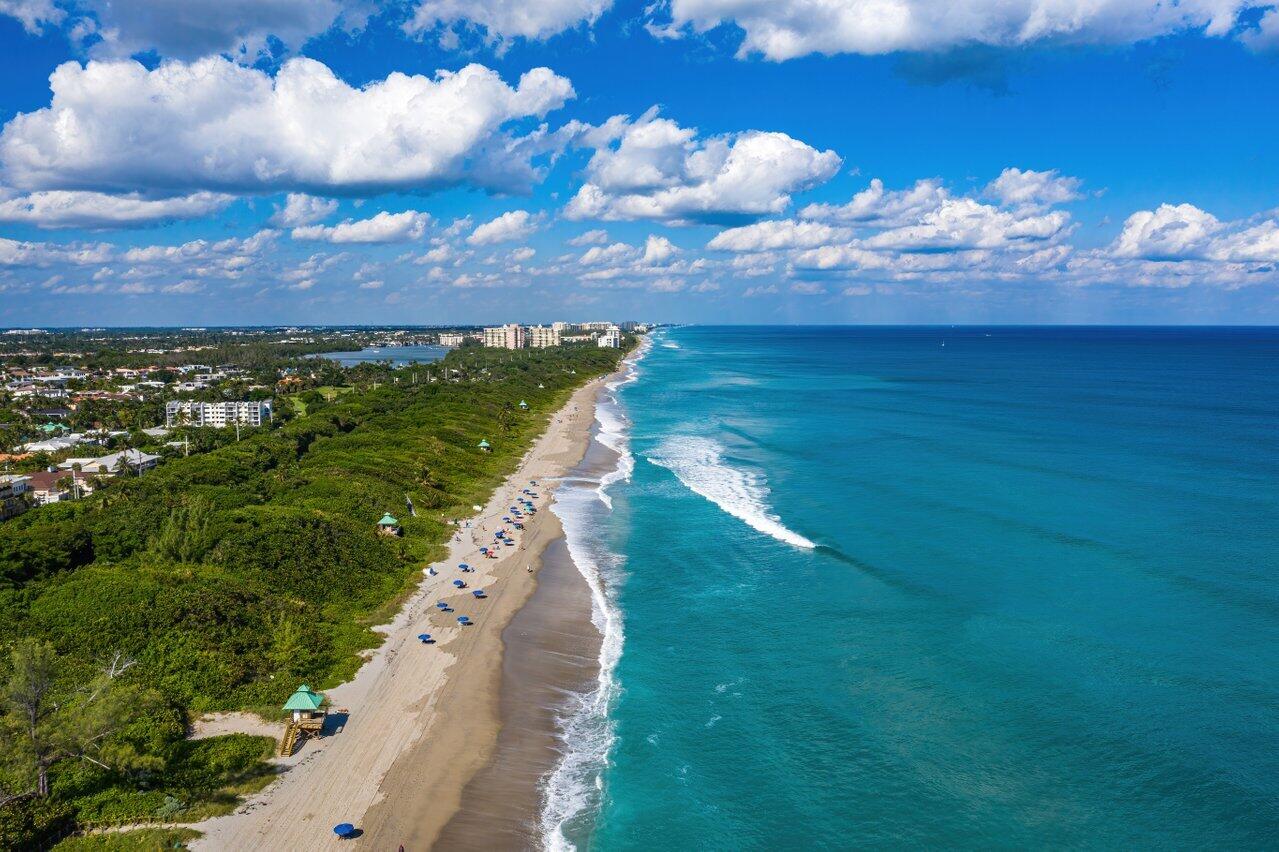 6757 Via Regina, Boca Raton FL 33433