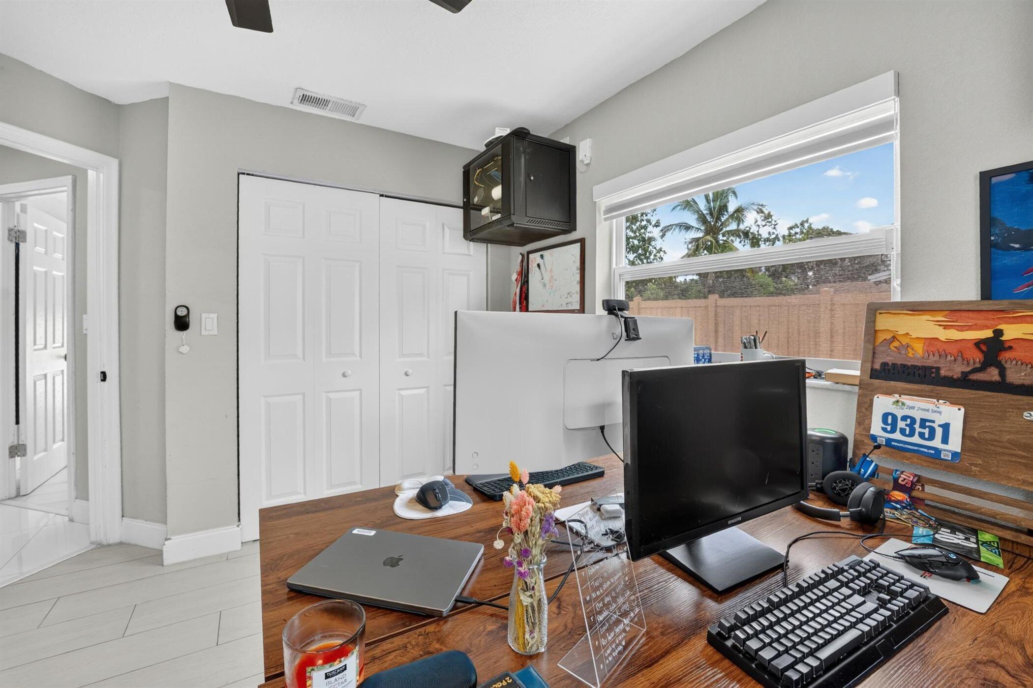 8131 NW 44TH, Lauderhill FL 33351