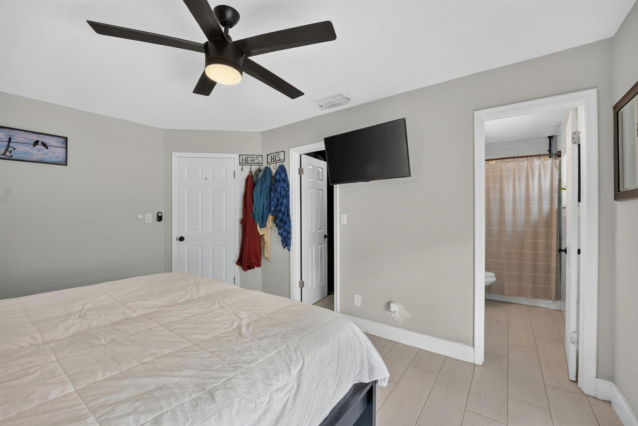 8131 NW 44TH, Lauderhill FL 33351