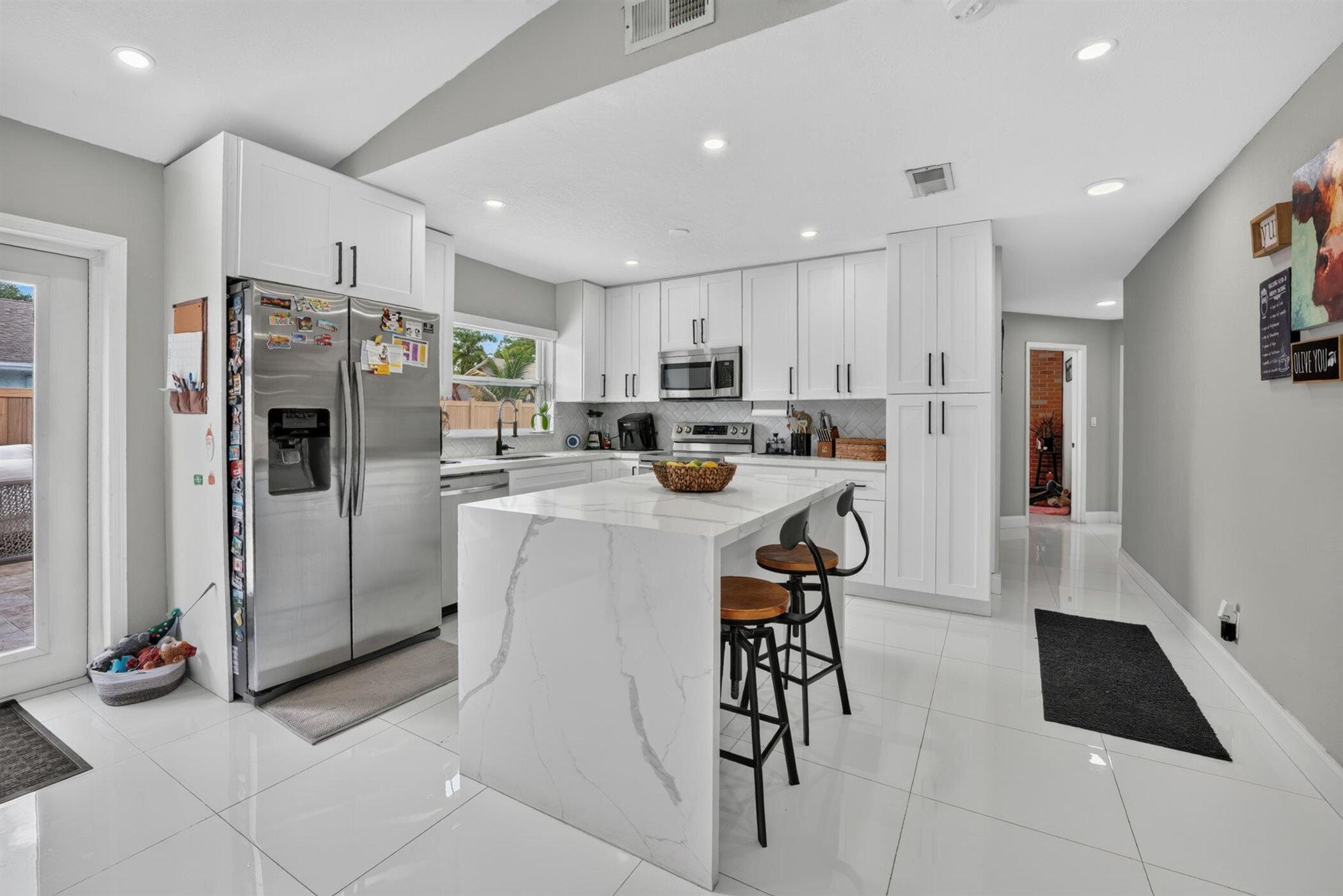 8131 NW 44TH, Lauderhill FL 33351