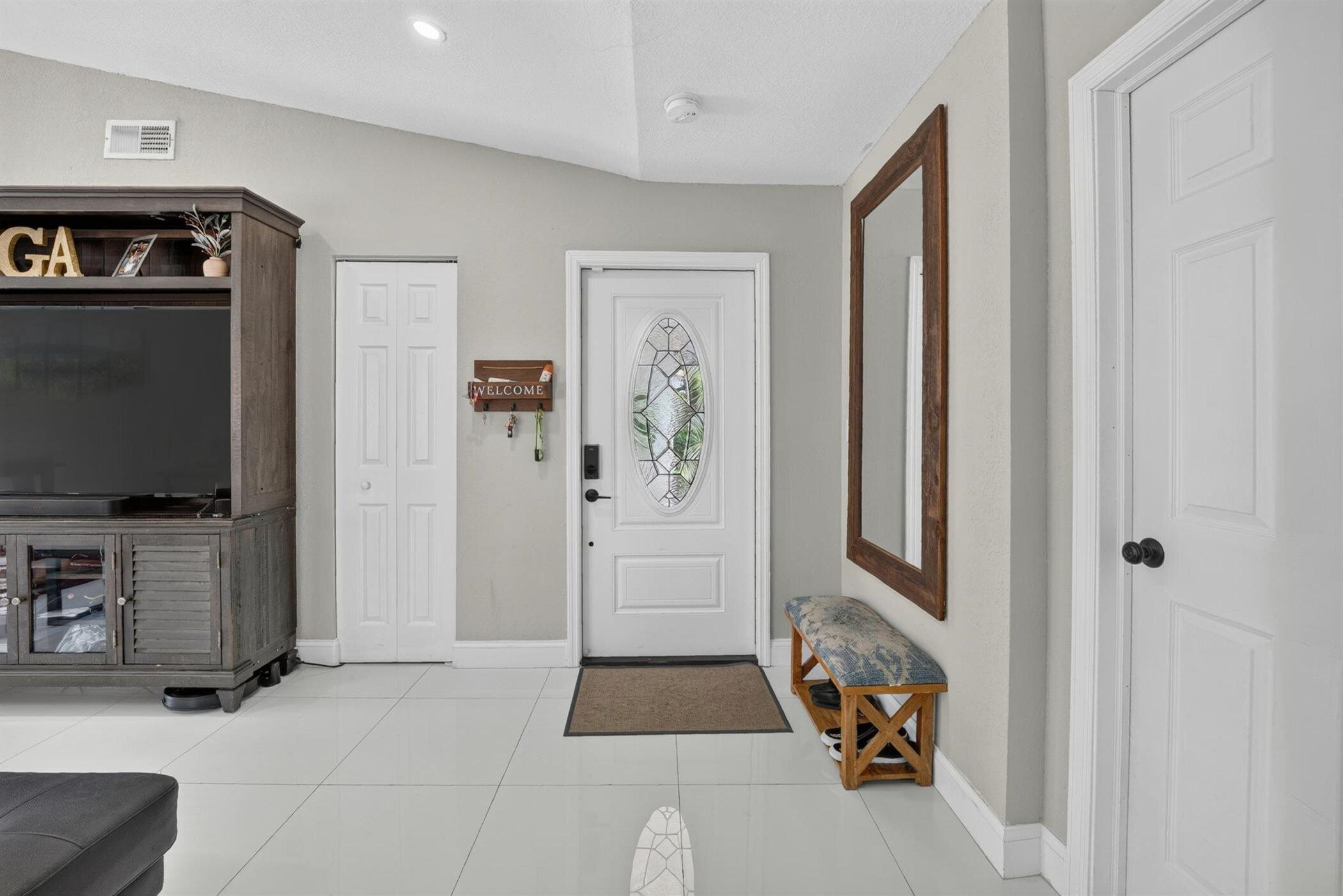 8131 NW 44TH, Lauderhill FL 33351