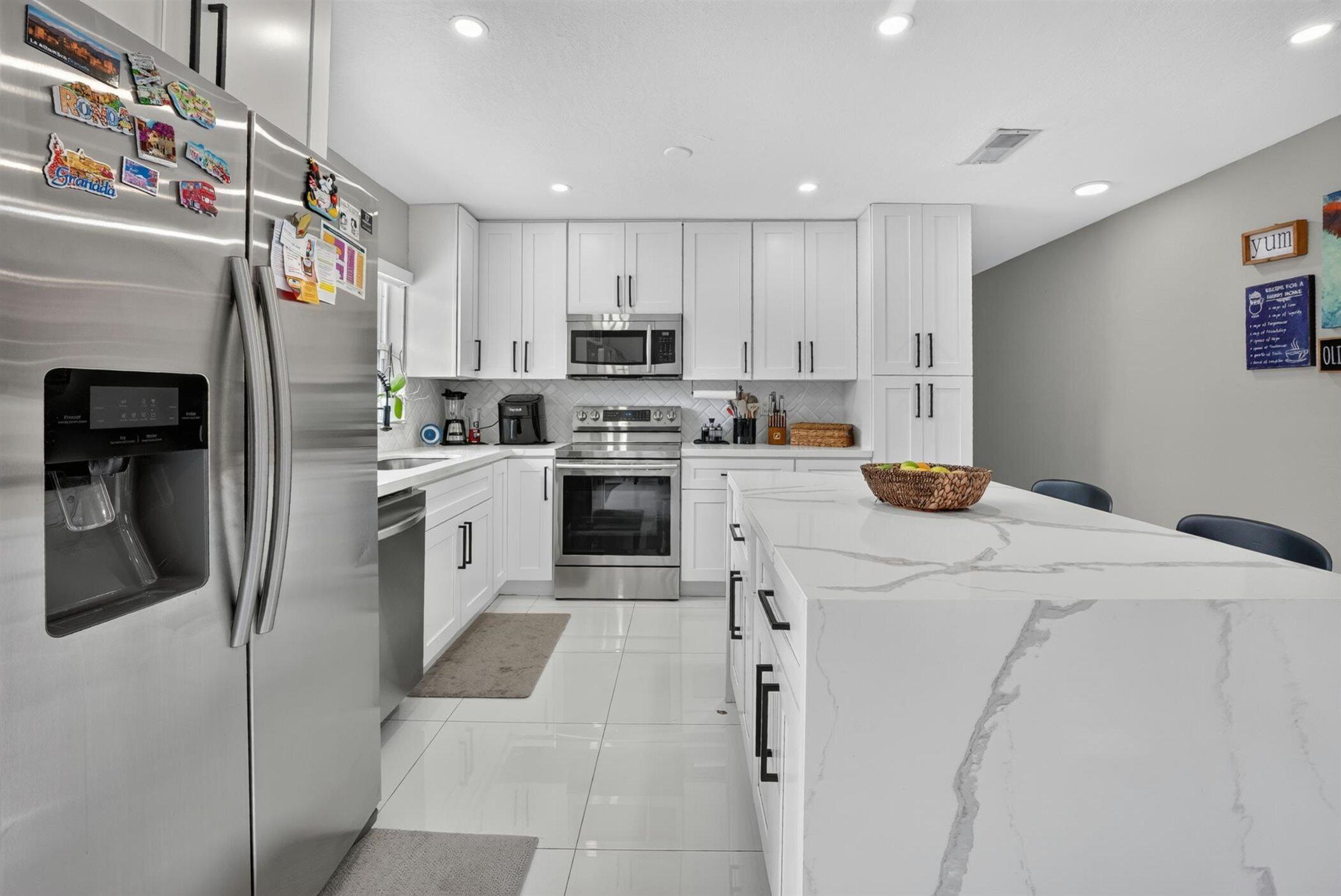 8131 NW 44TH, Lauderhill FL 33351