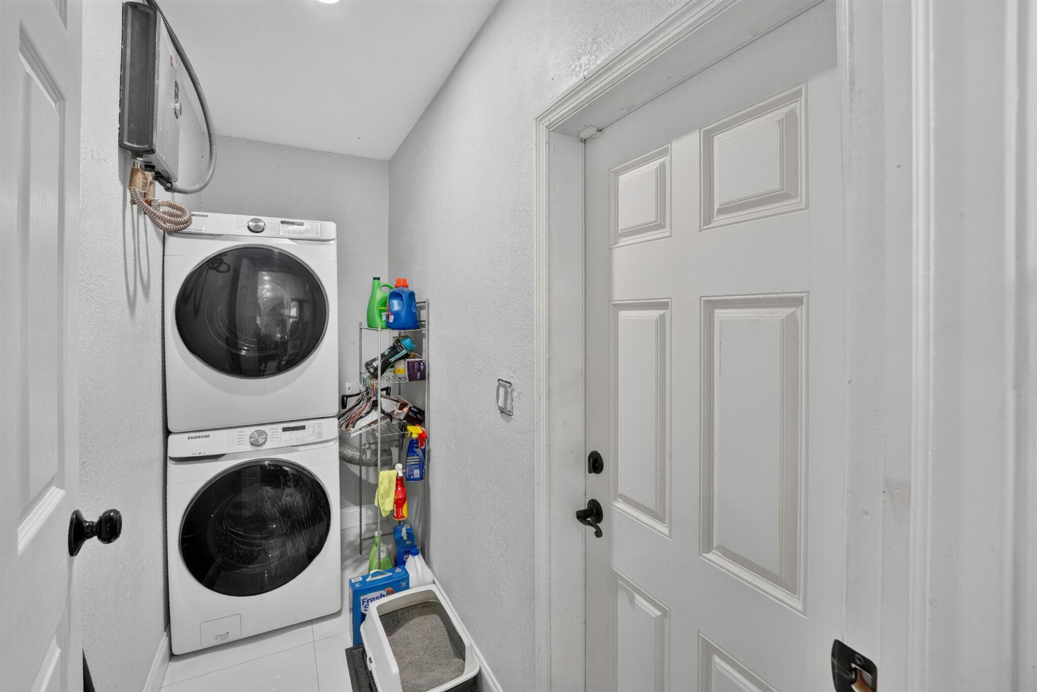 8131 NW 44TH, Lauderhill FL 33351