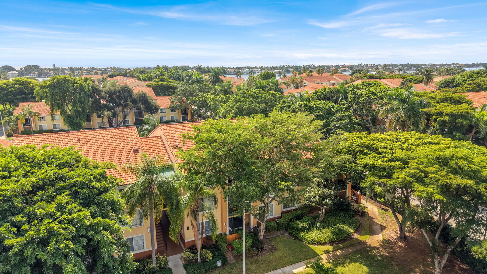 110 Yacht Club #105, Hypoluxo FL 33462