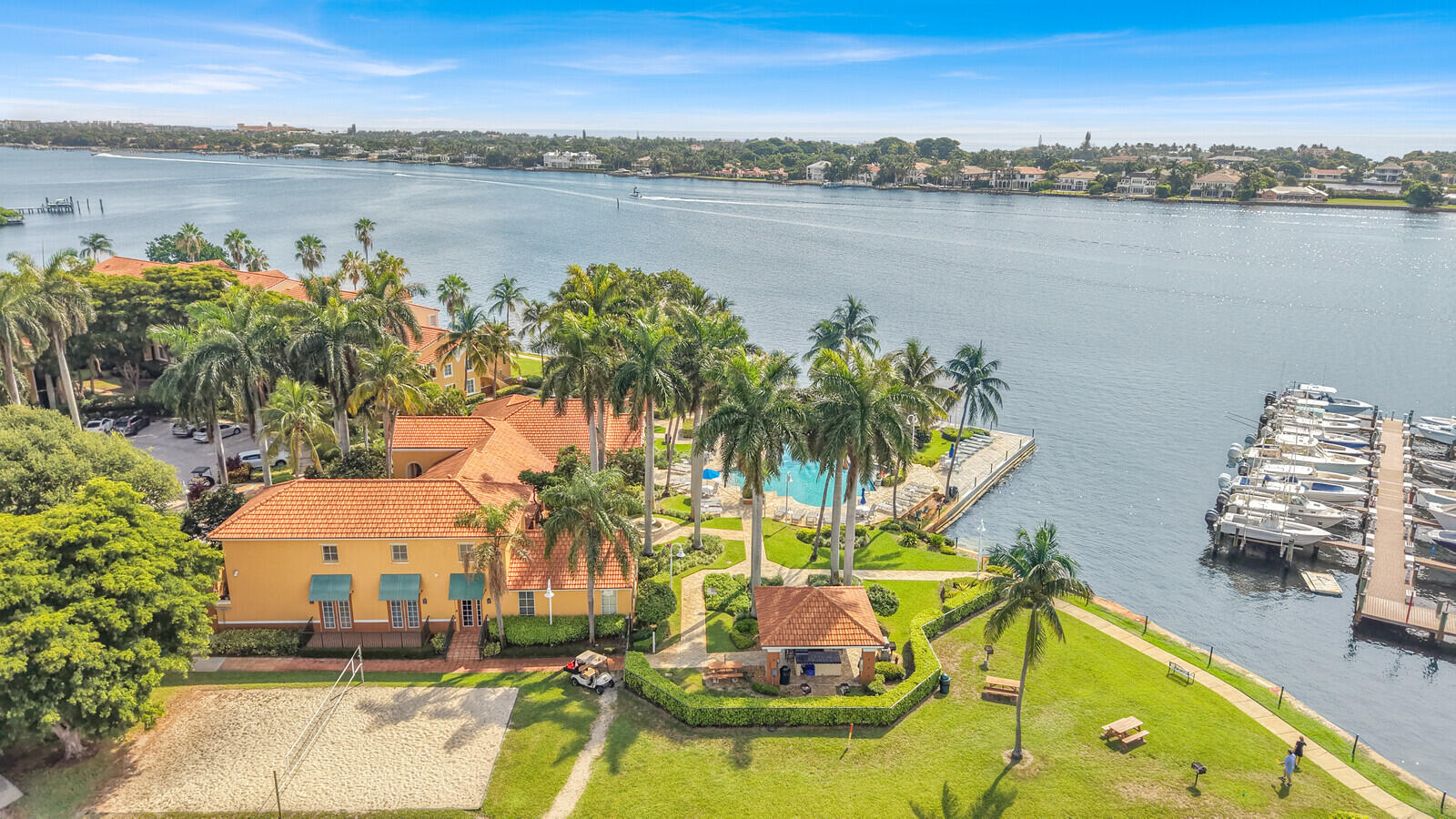 110 Yacht Club #105, Hypoluxo FL 33462