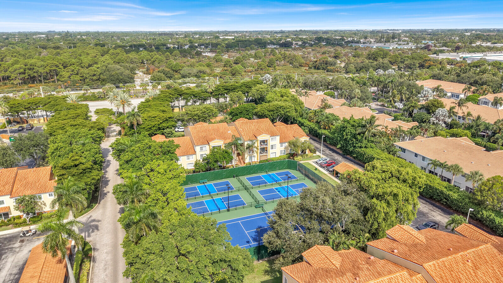 110 Yacht Club #105, Hypoluxo FL 33462