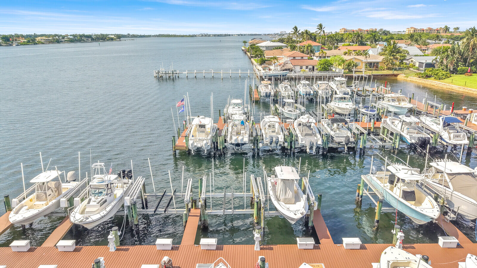 110 Yacht Club #105, Hypoluxo FL 33462