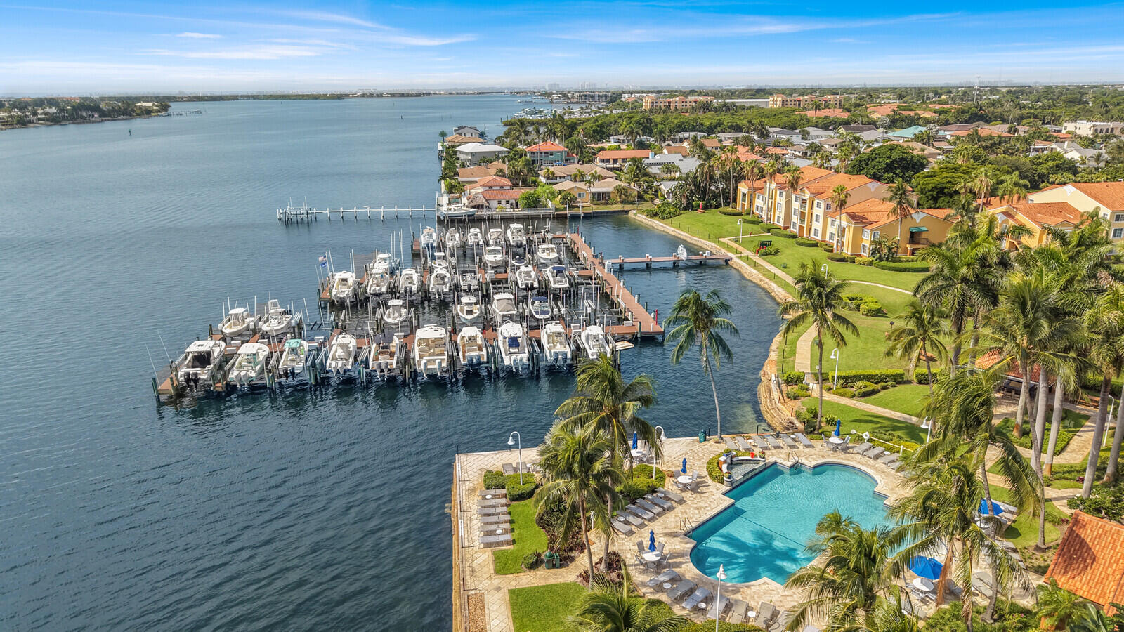 110 Yacht Club #105, Hypoluxo FL 33462