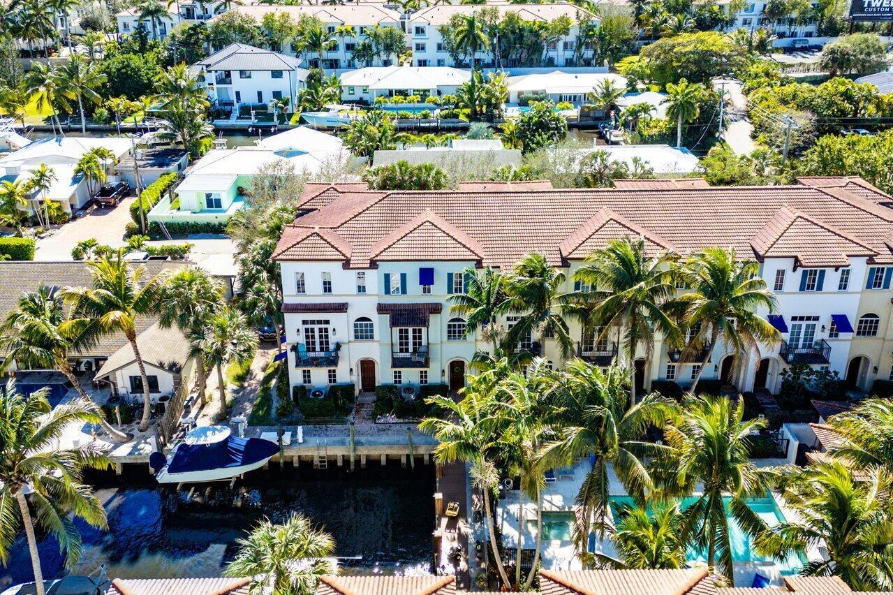 813 Estancia, Boynton Beach FL 33435