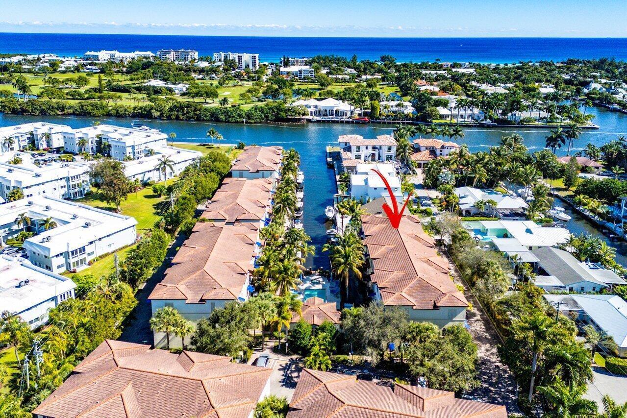 813 Estancia, Boynton Beach FL 33435